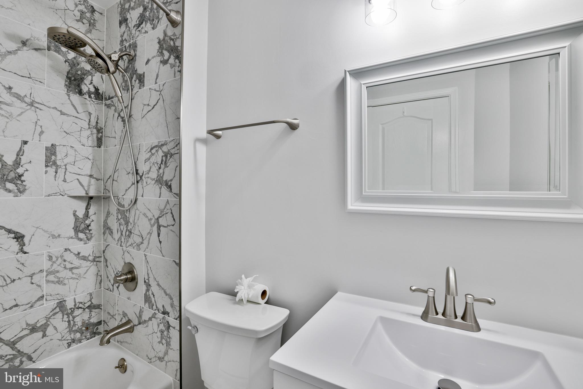 SOUTH RIDING - Residential