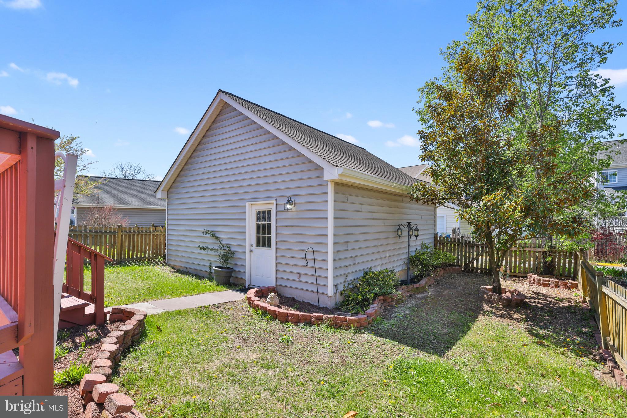 SOUTH RIDING - Residential