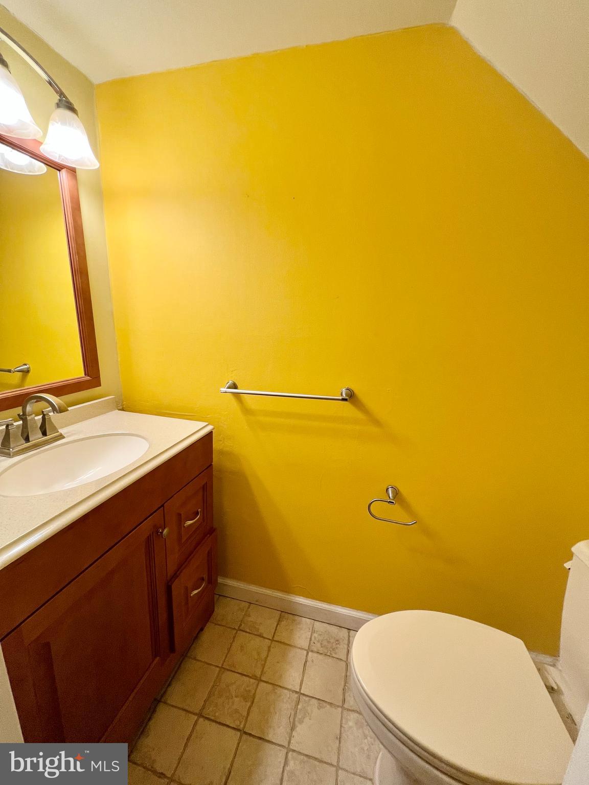 SAW MILL VALLEY - Residential Lease