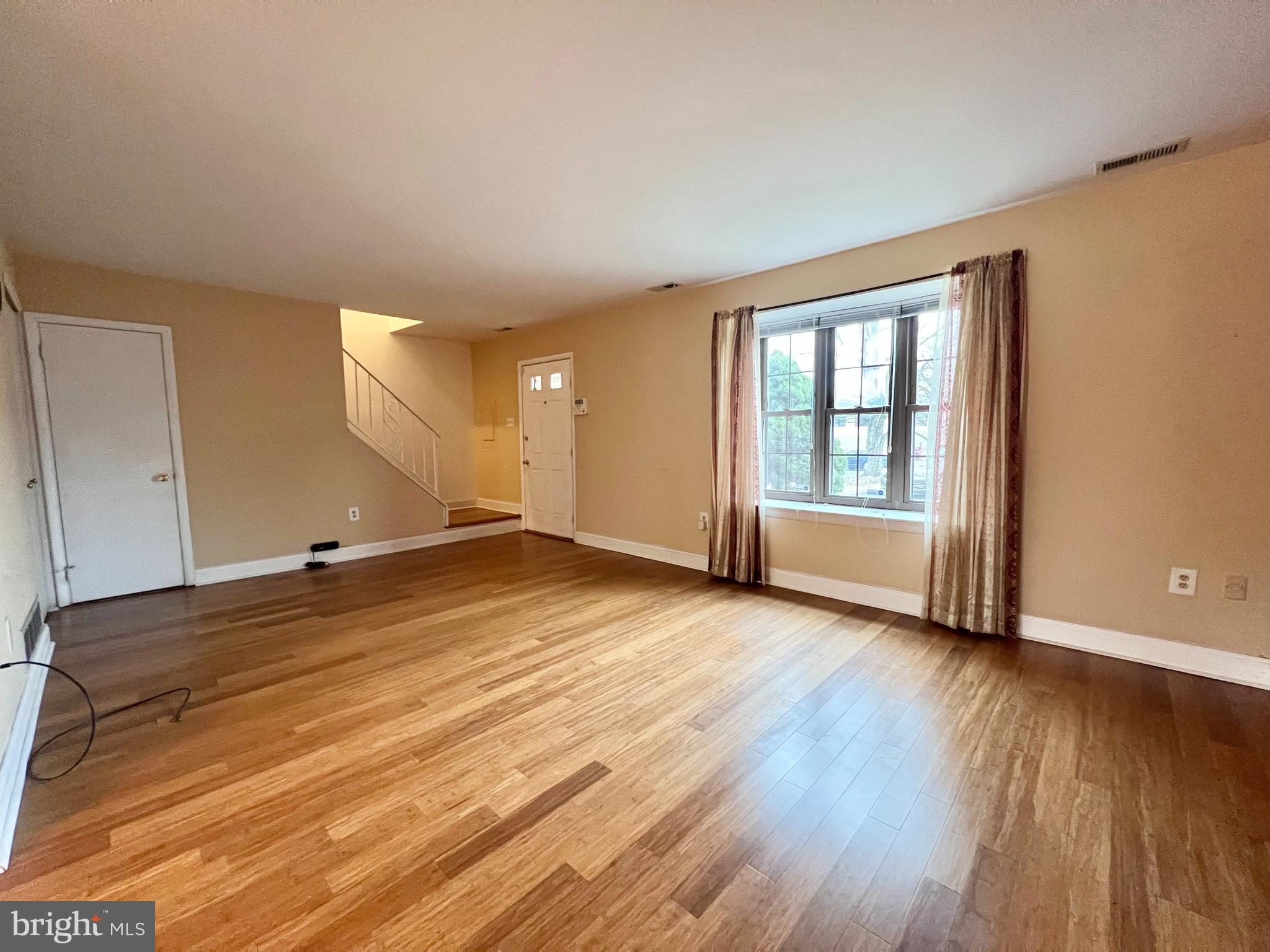 SAW MILL VALLEY - Residential Lease