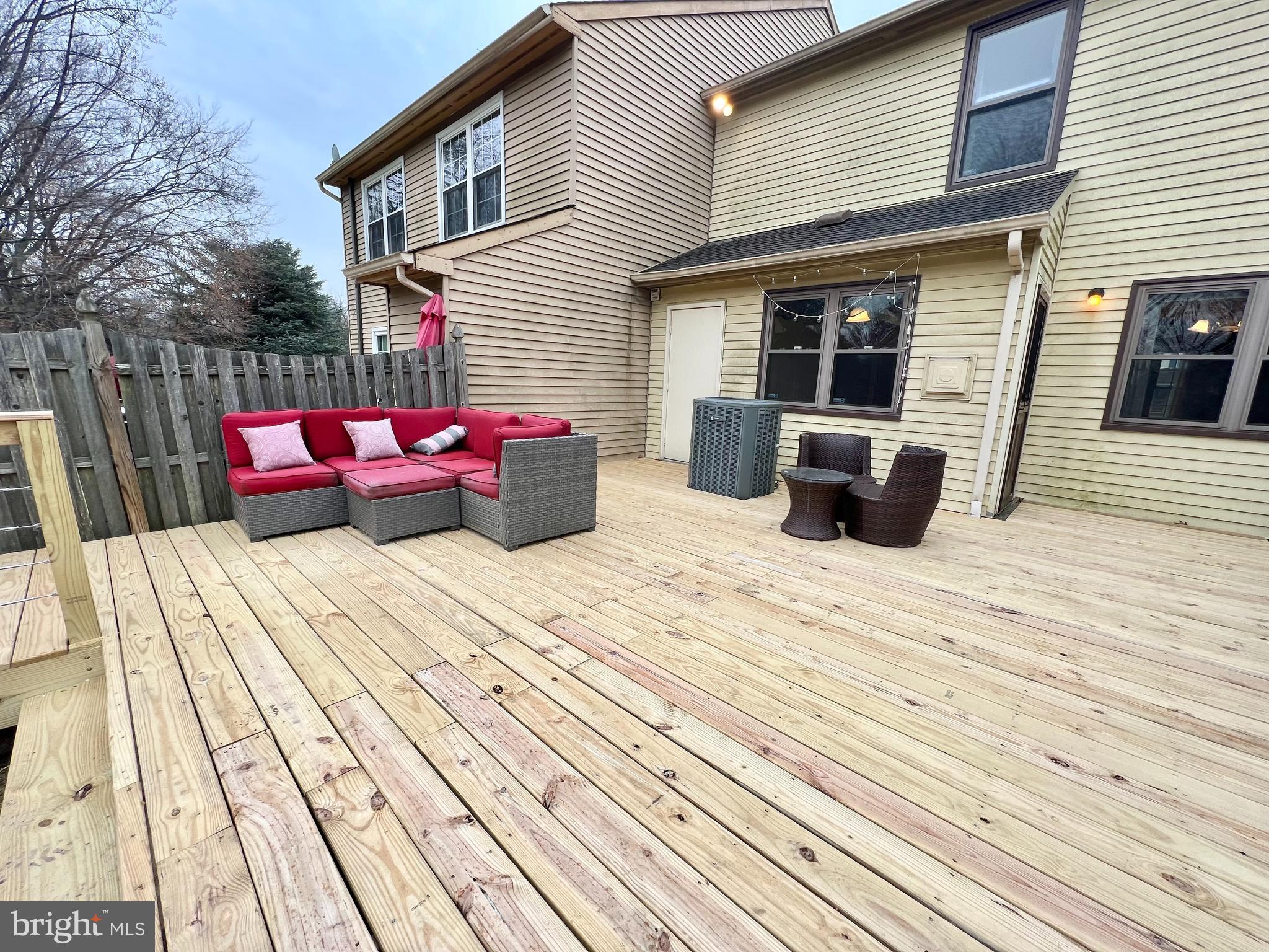 SAW MILL VALLEY - Residential Lease