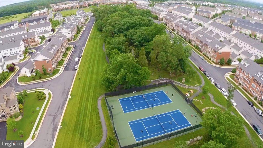BRAMBLETON OVERLOOK - Residential