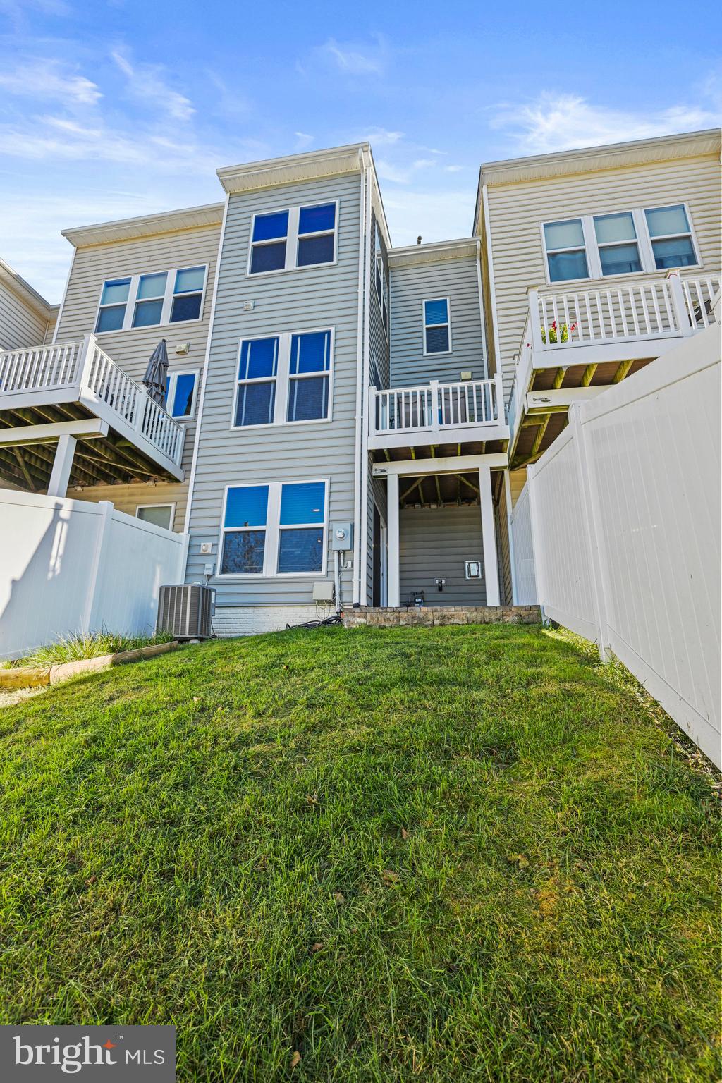 BRAMBLETON OVERLOOK - Residential