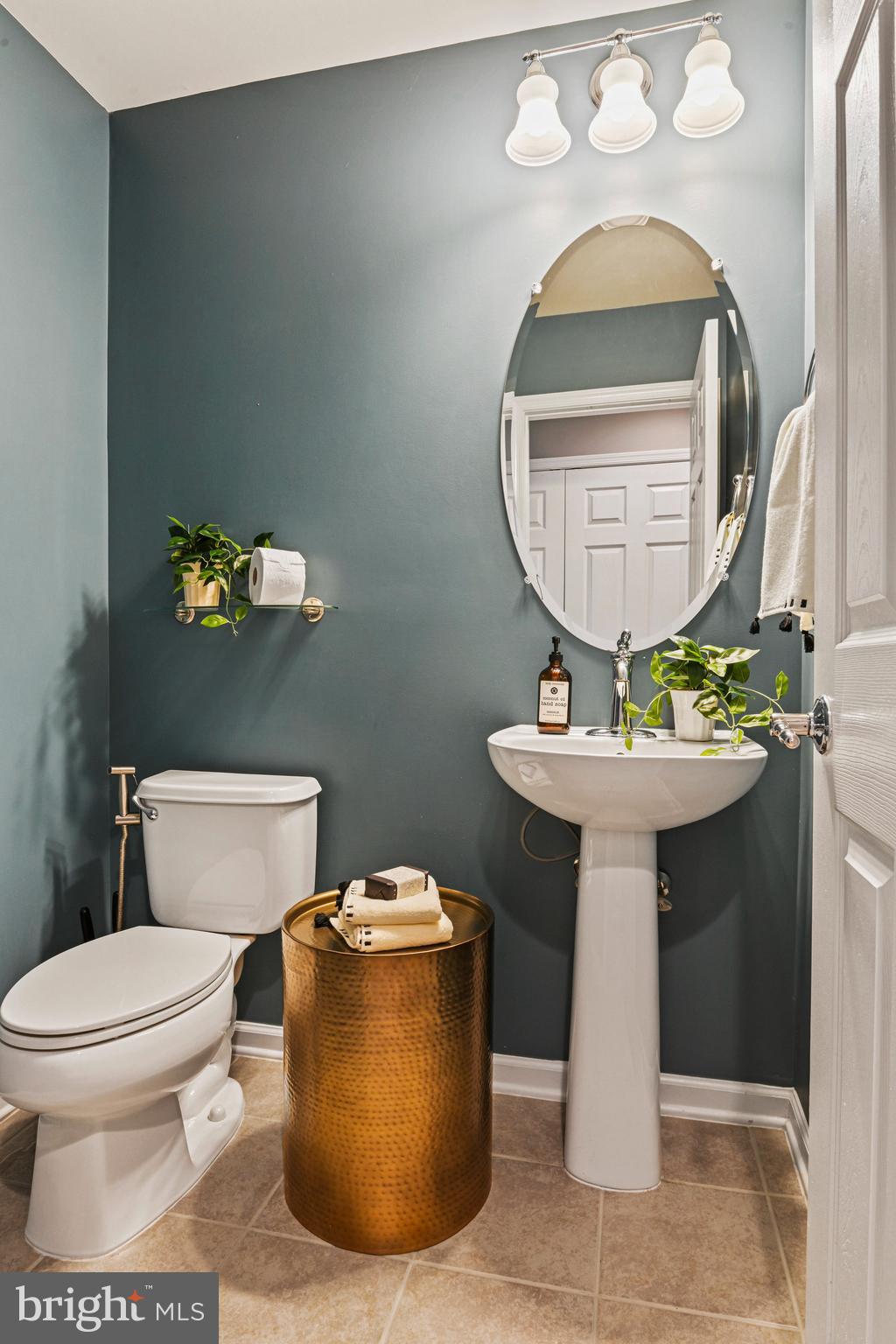 BRAMBLETON OVERLOOK - Residential