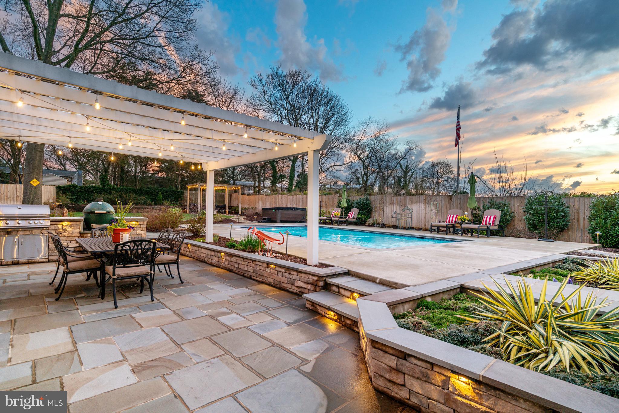 CLOVER - Residential