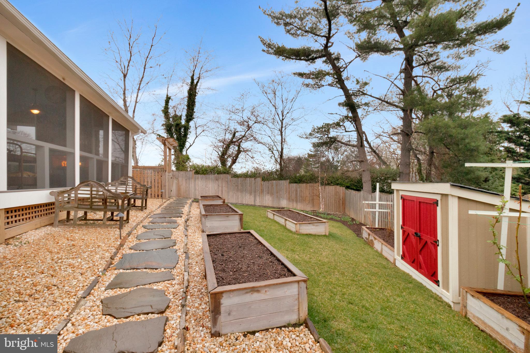 CLOVER - Residential