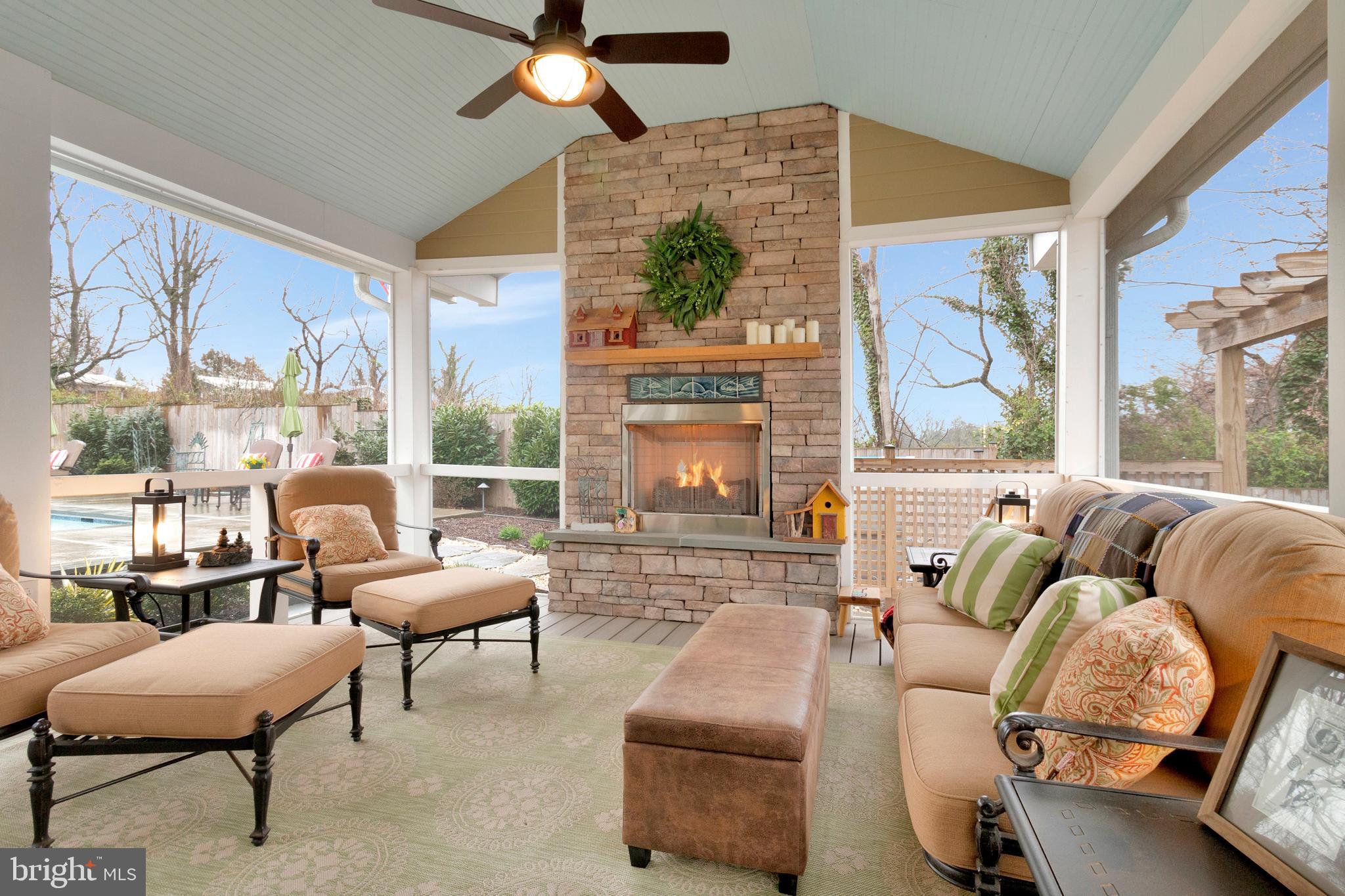 CLOVER - Residential