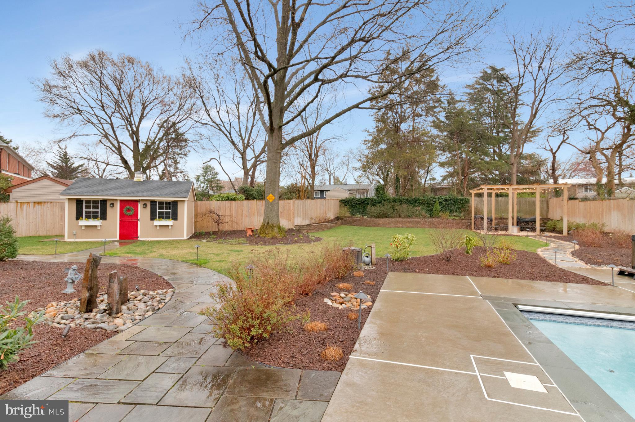 CLOVER - Residential