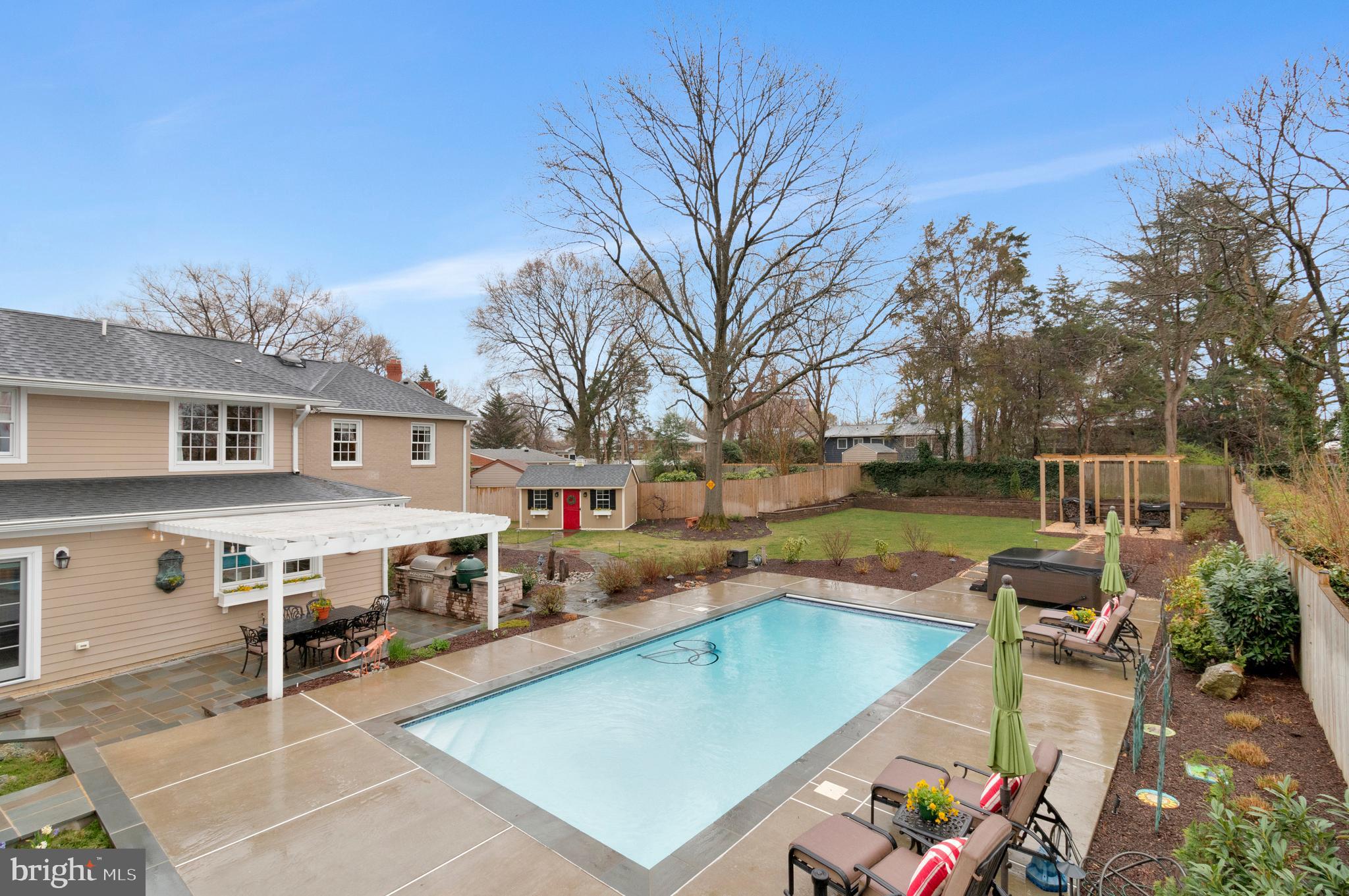 CLOVER - Residential