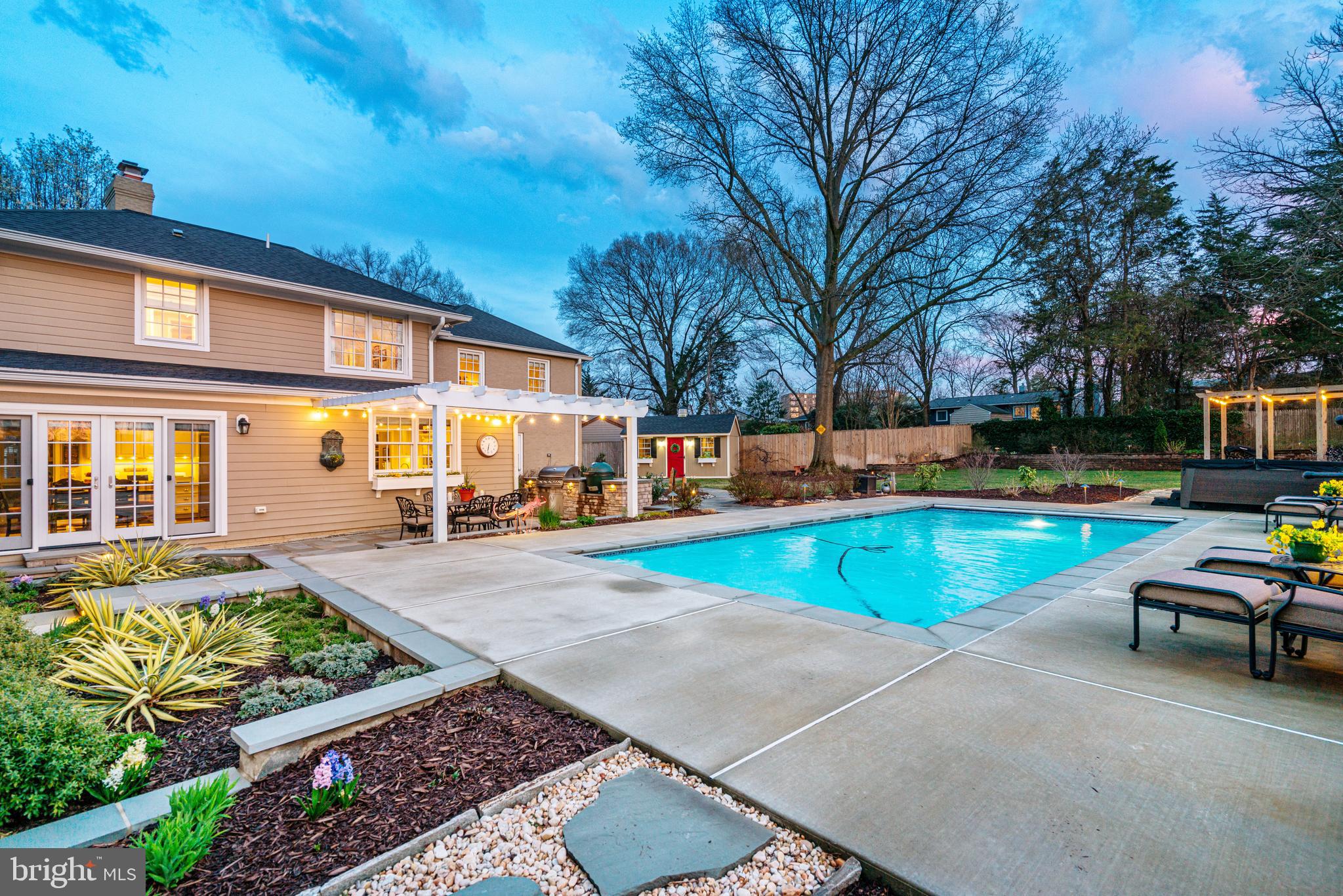 CLOVER - Residential