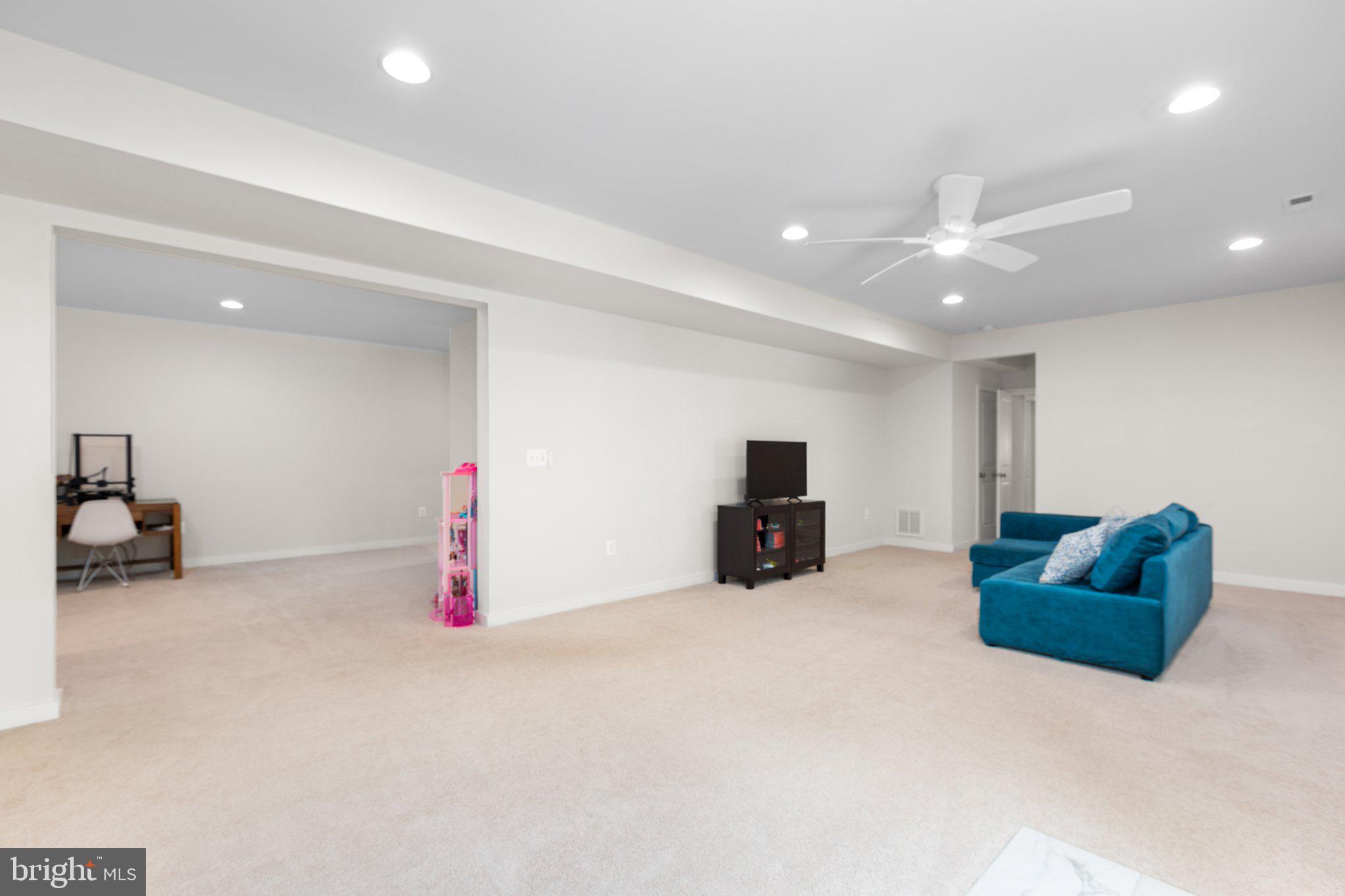 SUMMERSET RIDGE SOUTH - Residential