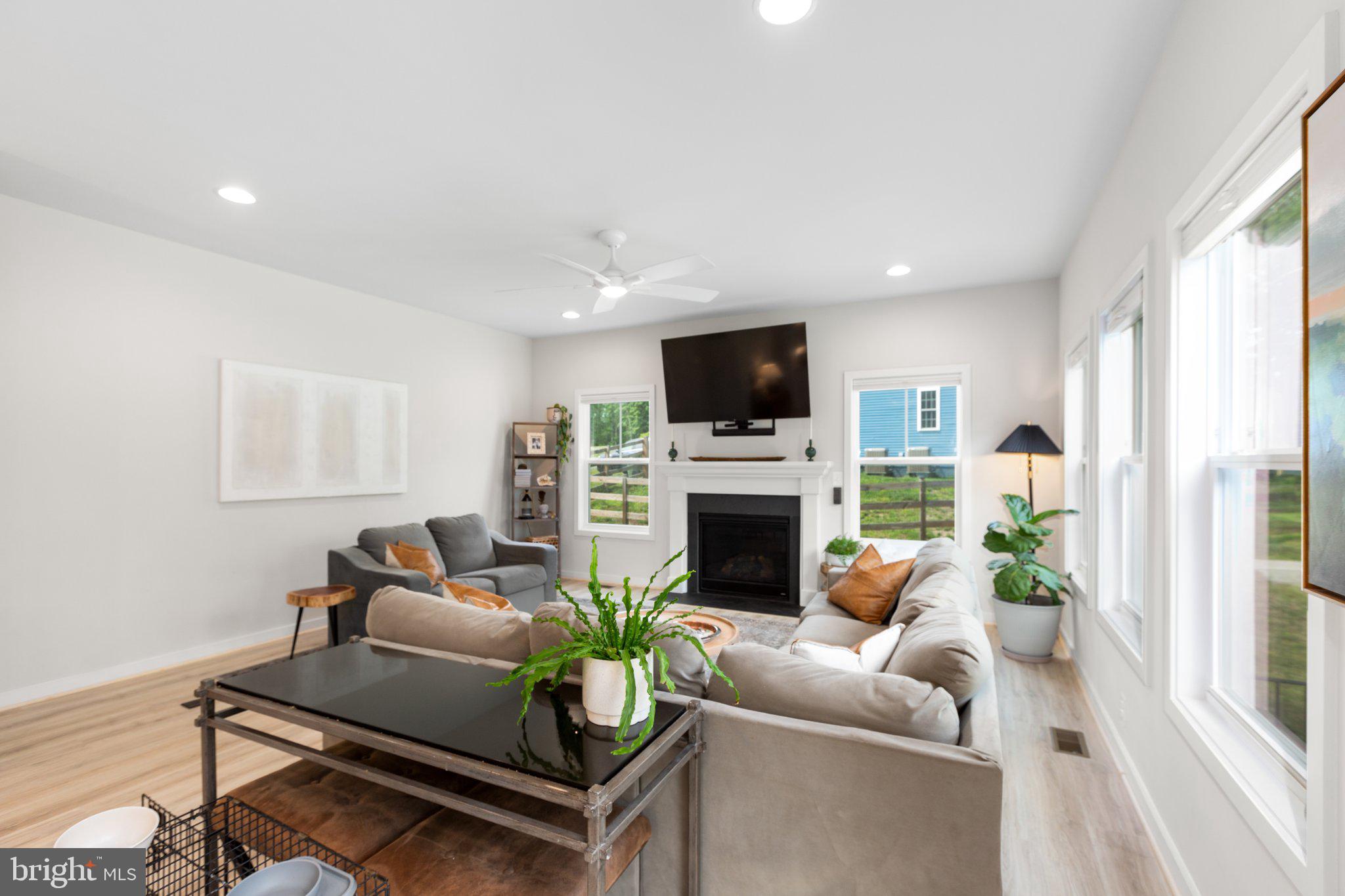 SUMMERSET RIDGE SOUTH - Residential