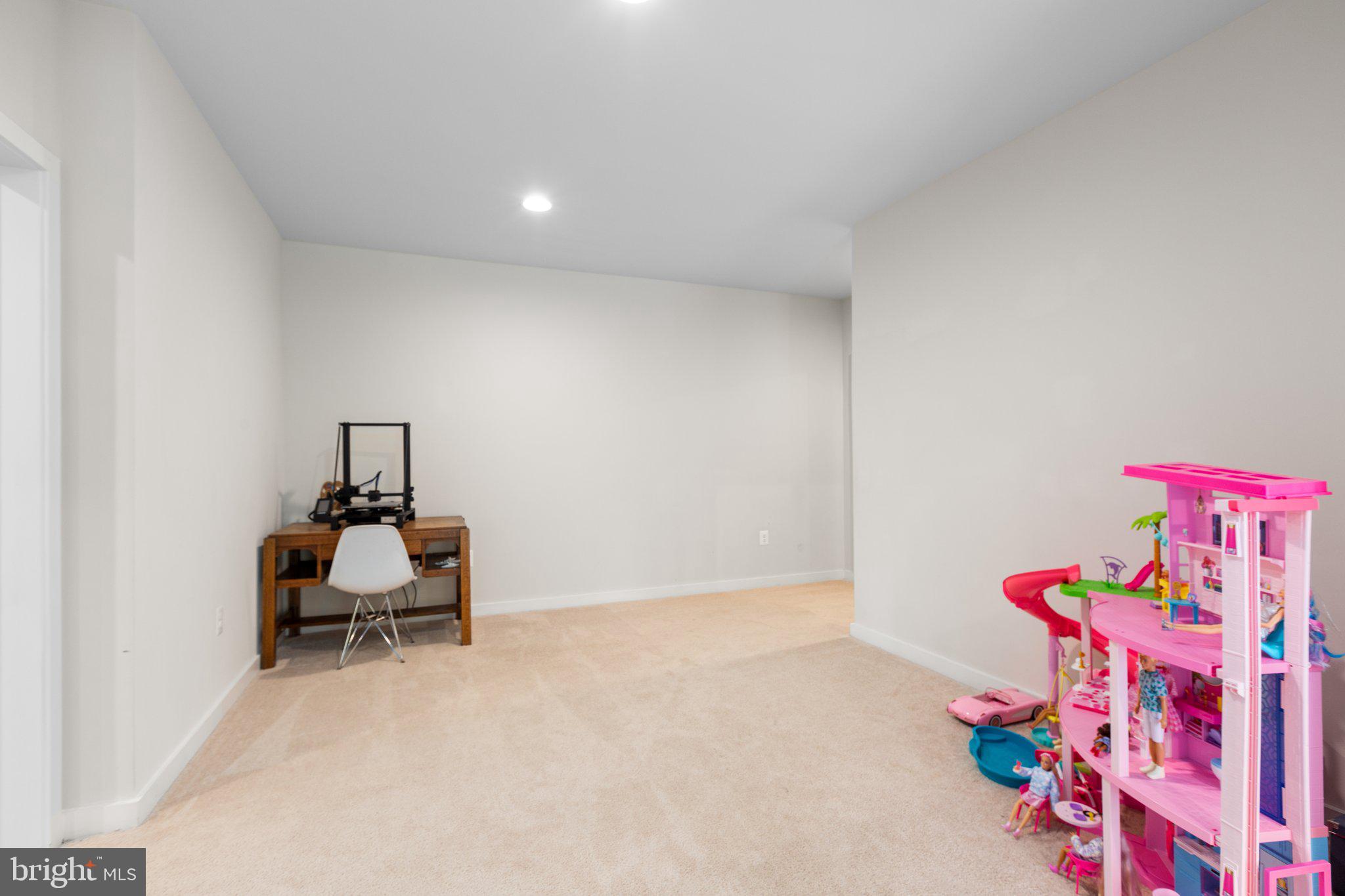 SUMMERSET RIDGE SOUTH - Residential