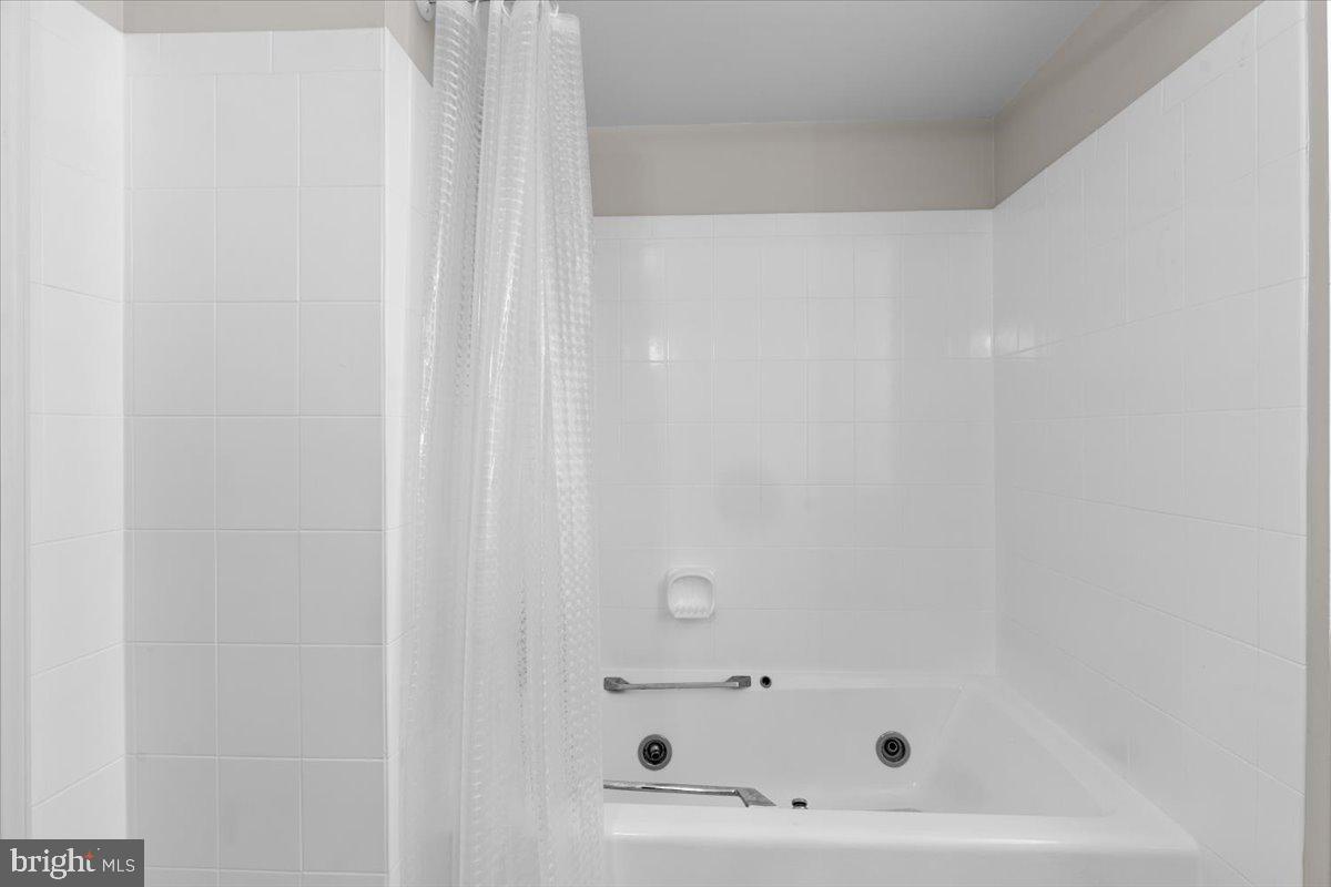 GOOSE CREEK FARMS - Residential