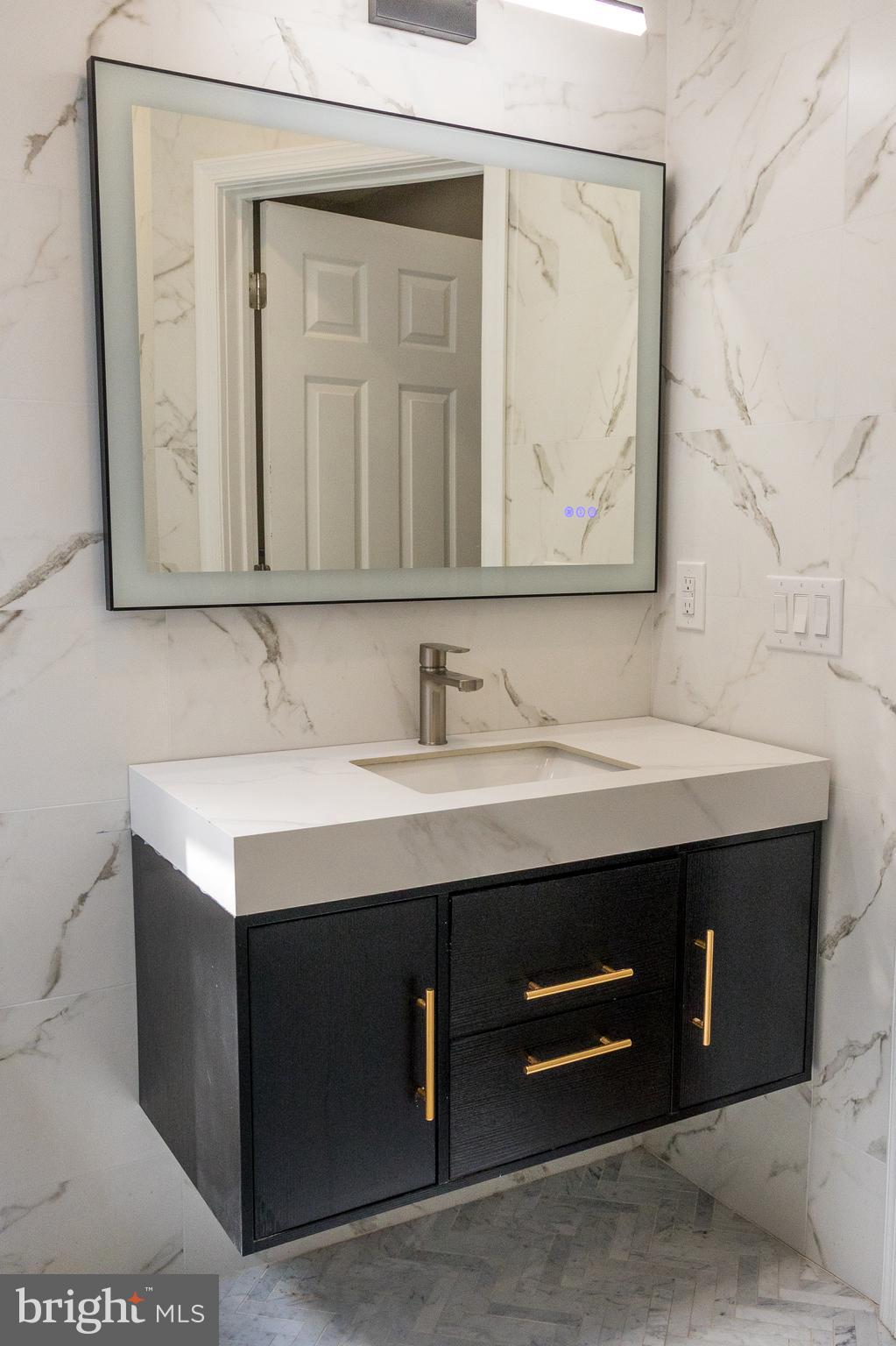 ART MUSEUM AREA - Residential