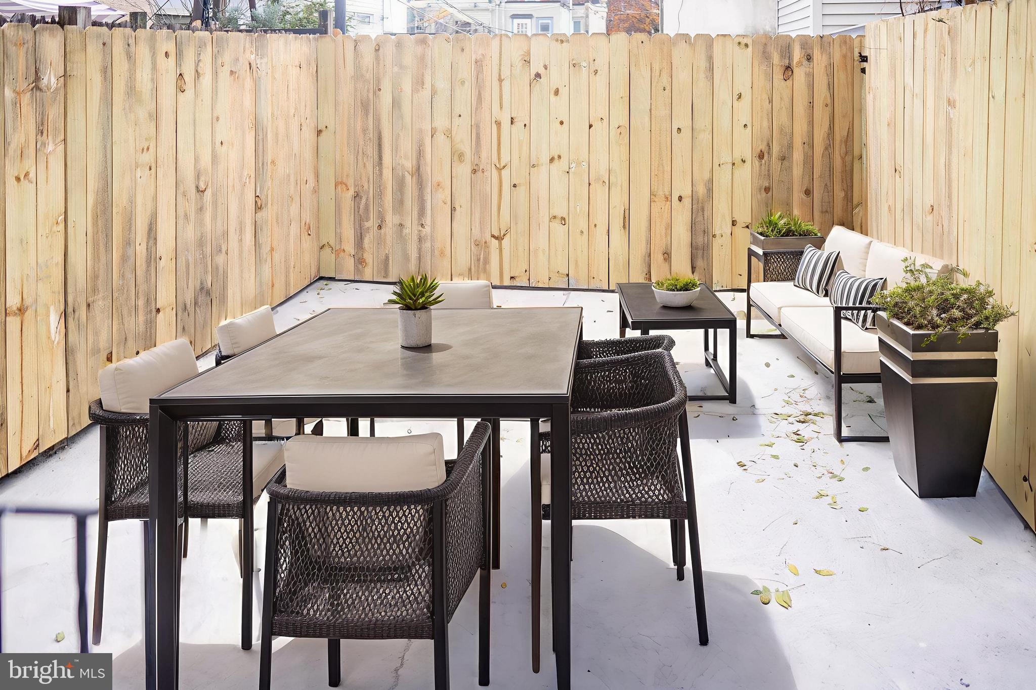 ART MUSEUM AREA - Residential