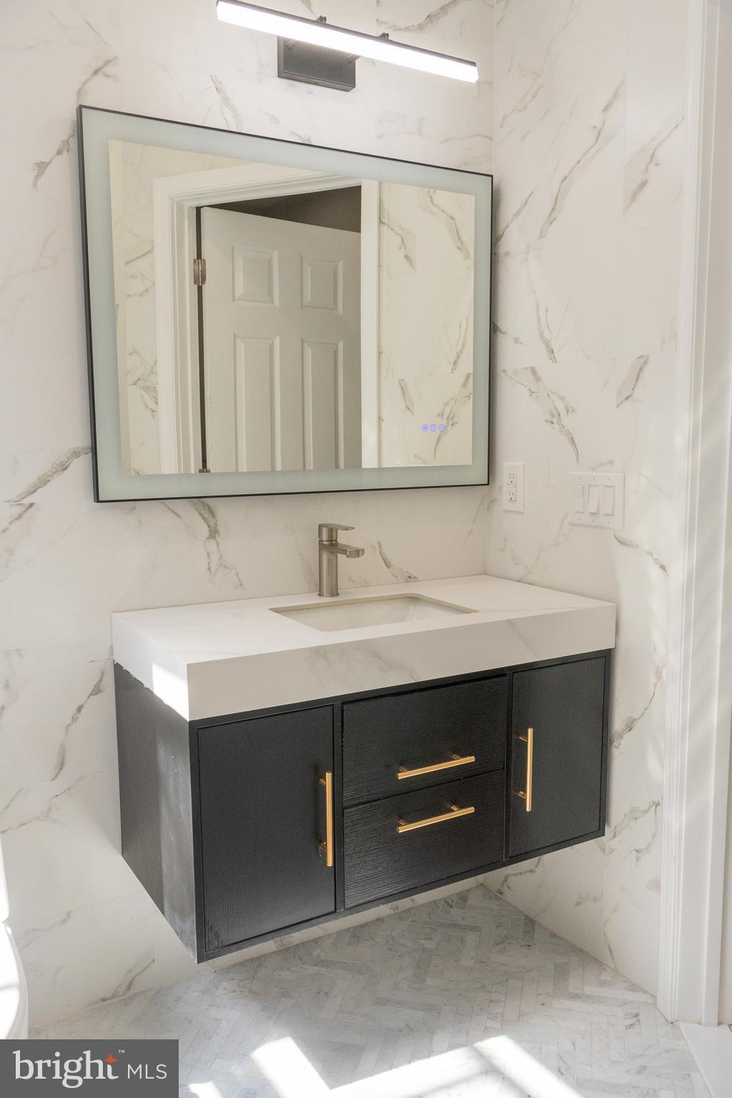 ART MUSEUM AREA - Residential