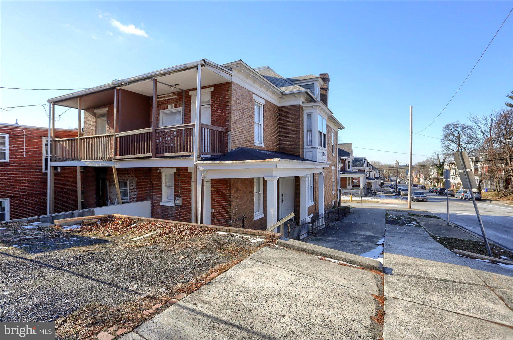 ALLISON HILL - Residential