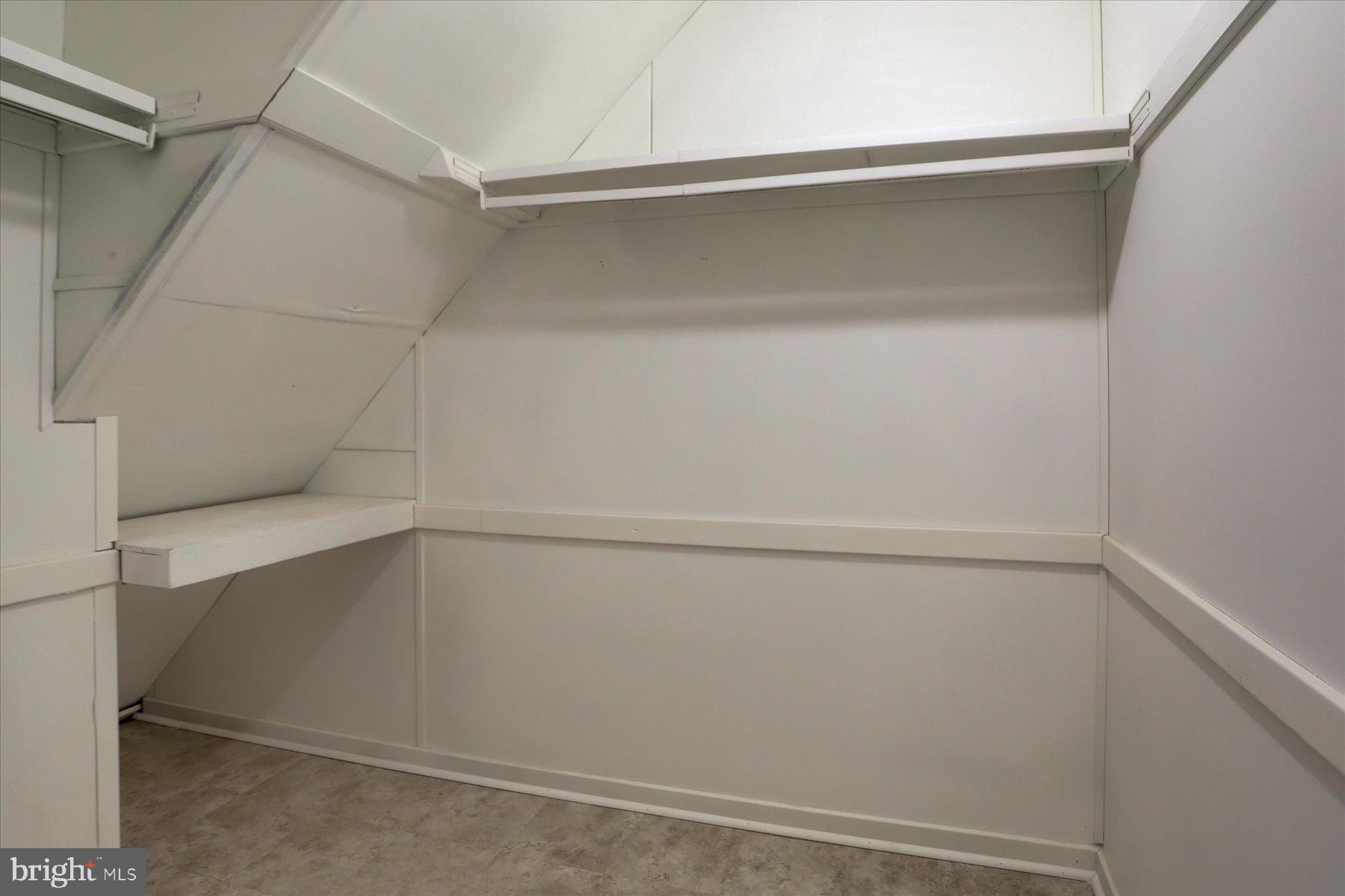 ALLISON HILL - Residential