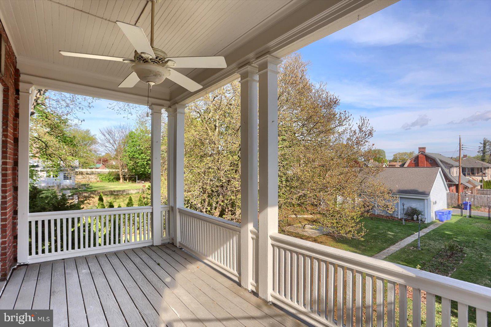 ELMWOOD - Residential