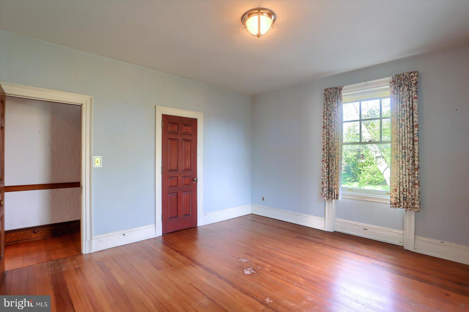 ELMWOOD - Residential