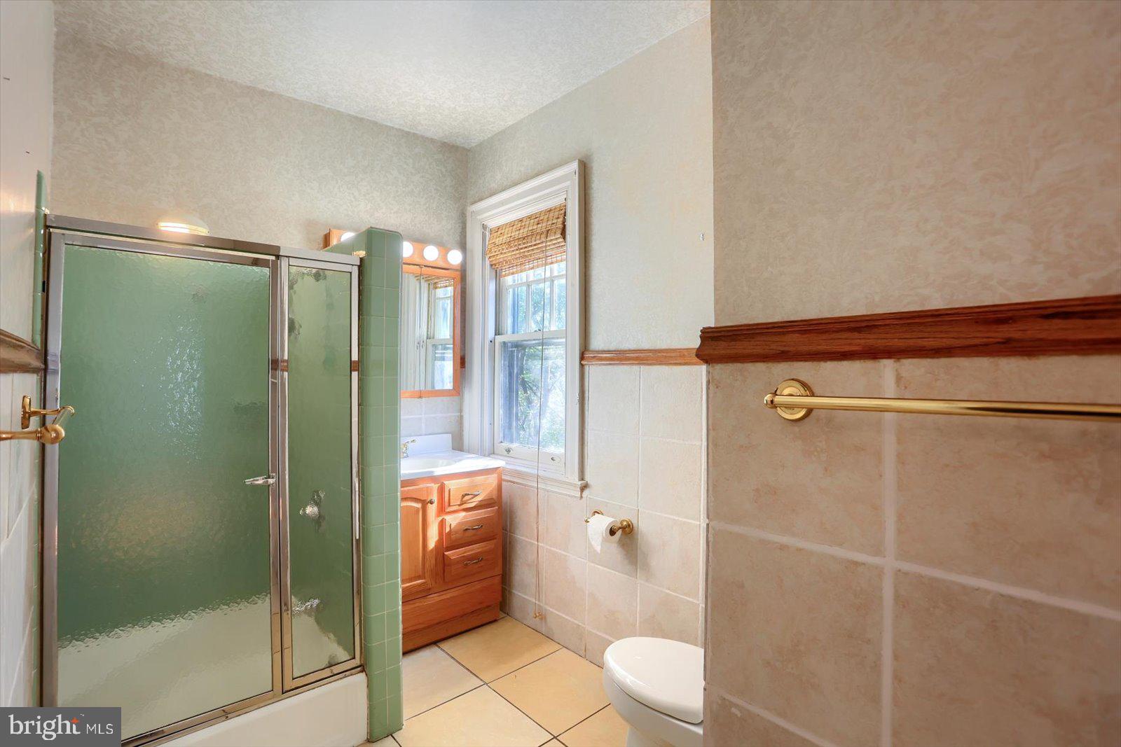 ELMWOOD - Residential