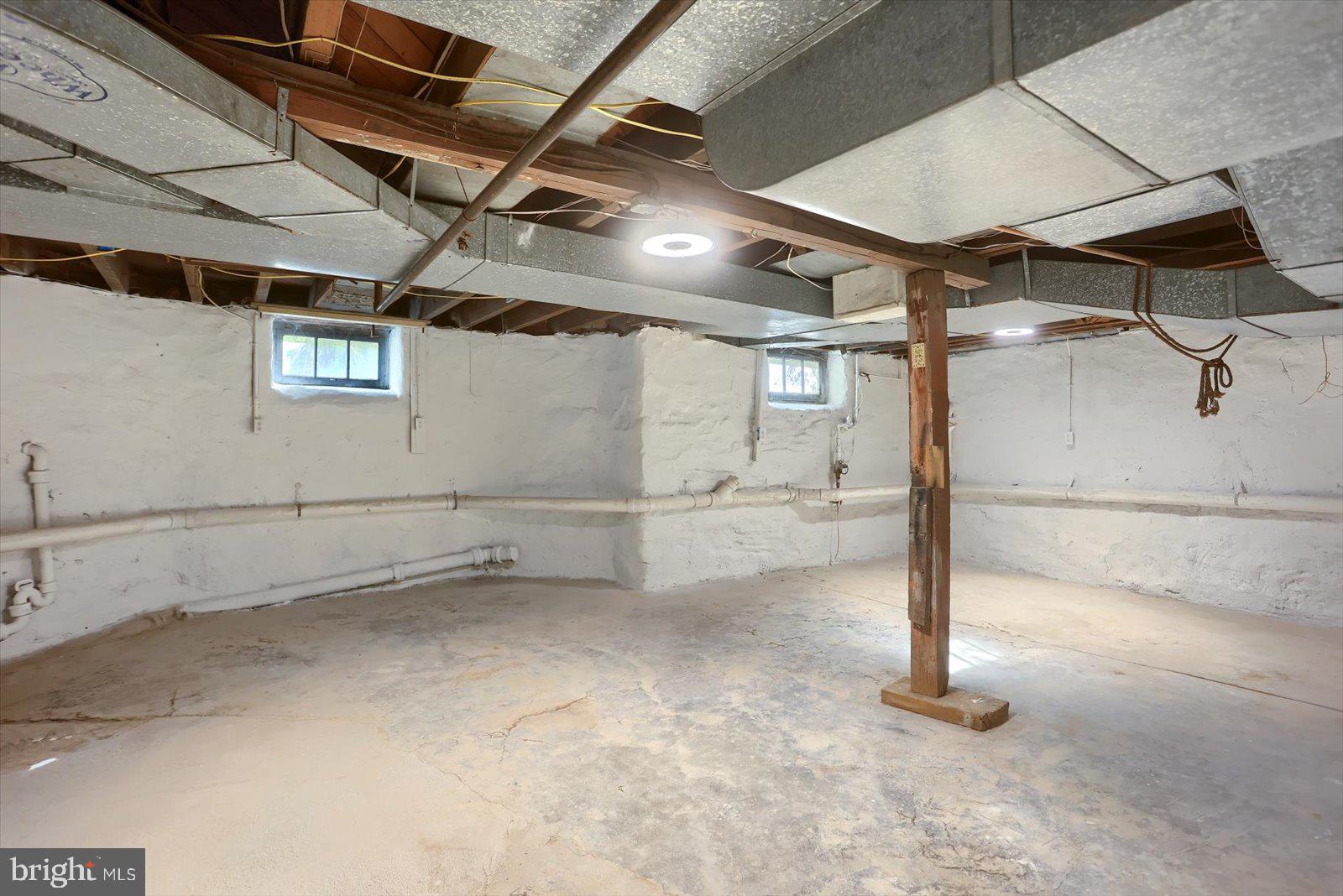 ELMWOOD - Residential