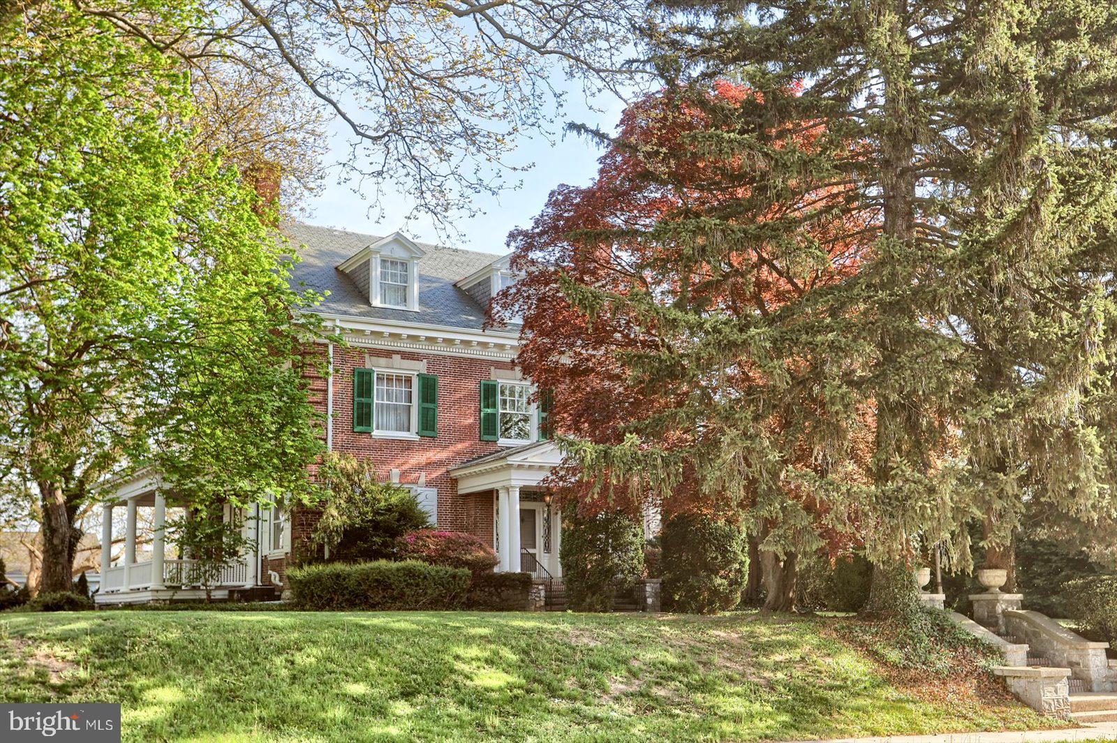 ELMWOOD - Residential