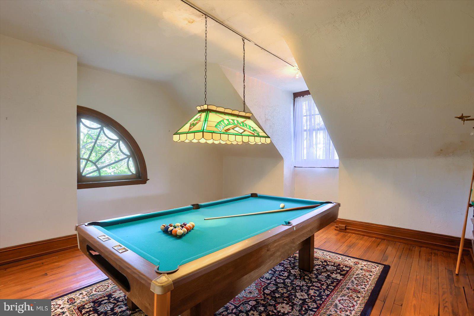 ELMWOOD - Residential