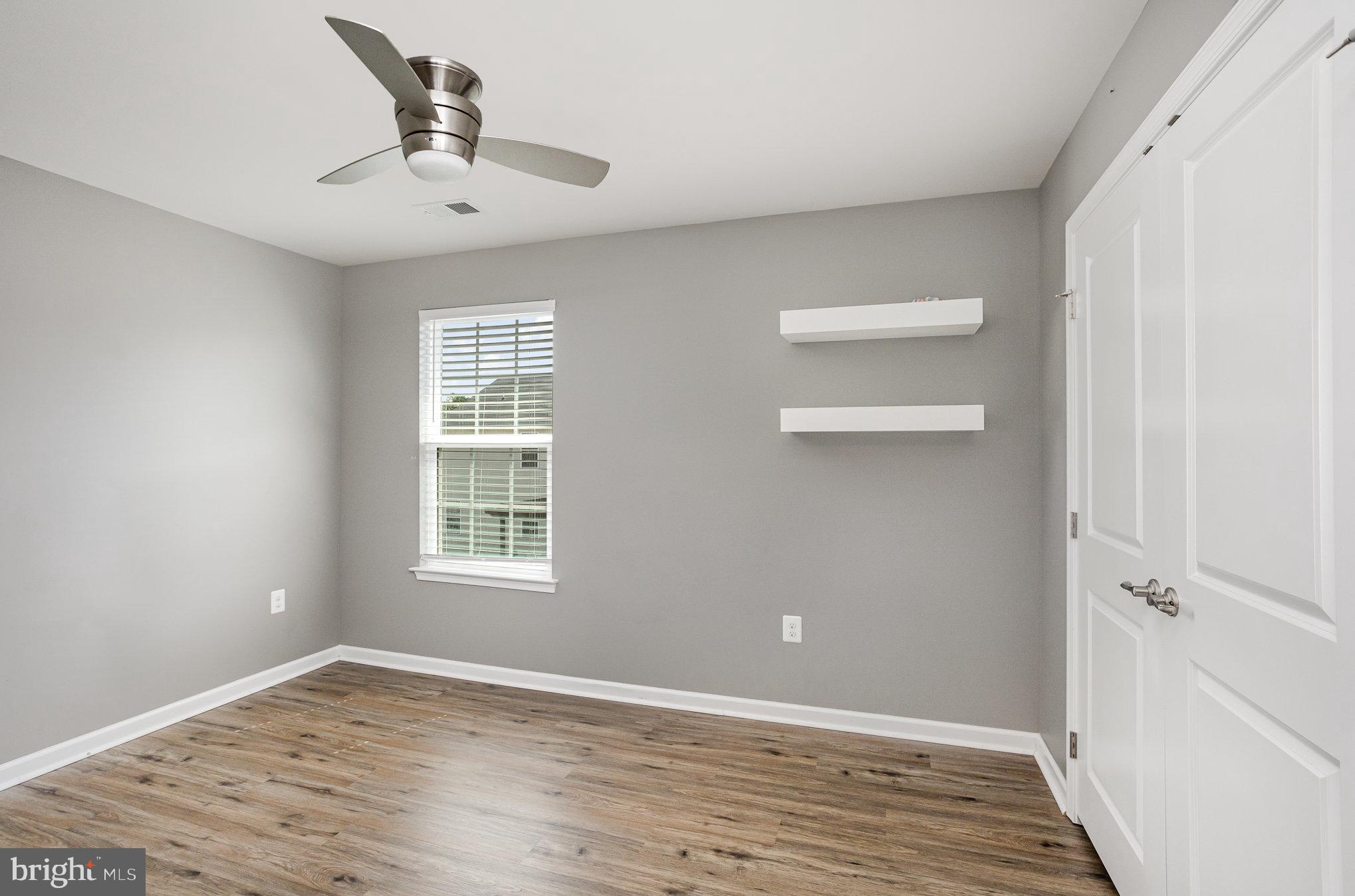 LEE'S PARKE - Residential