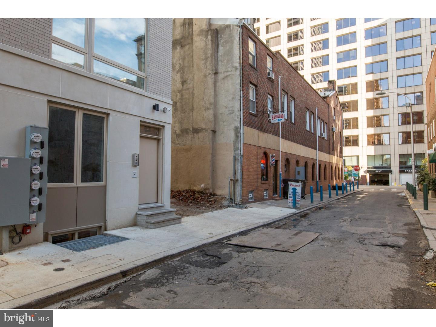 RITTENHOUSE SQUARE - Residential Income