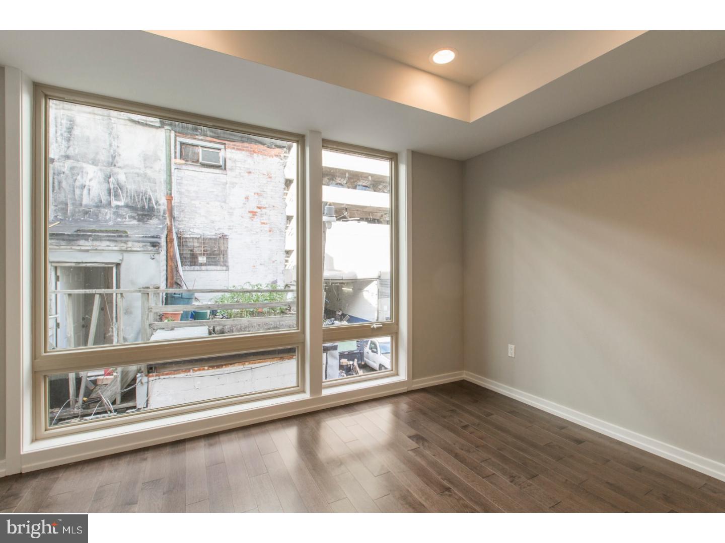 RITTENHOUSE SQUARE - Residential Income