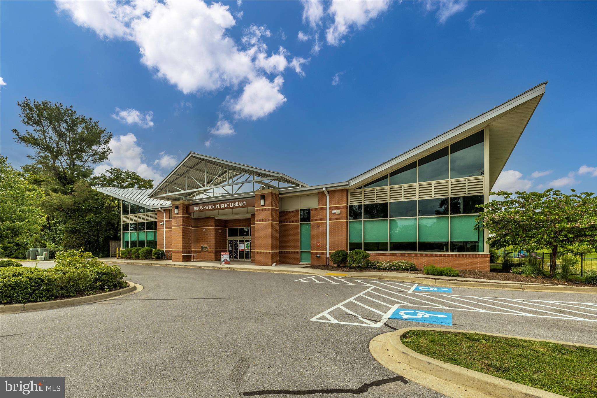 BRUNSWICK CROSSING - Residential