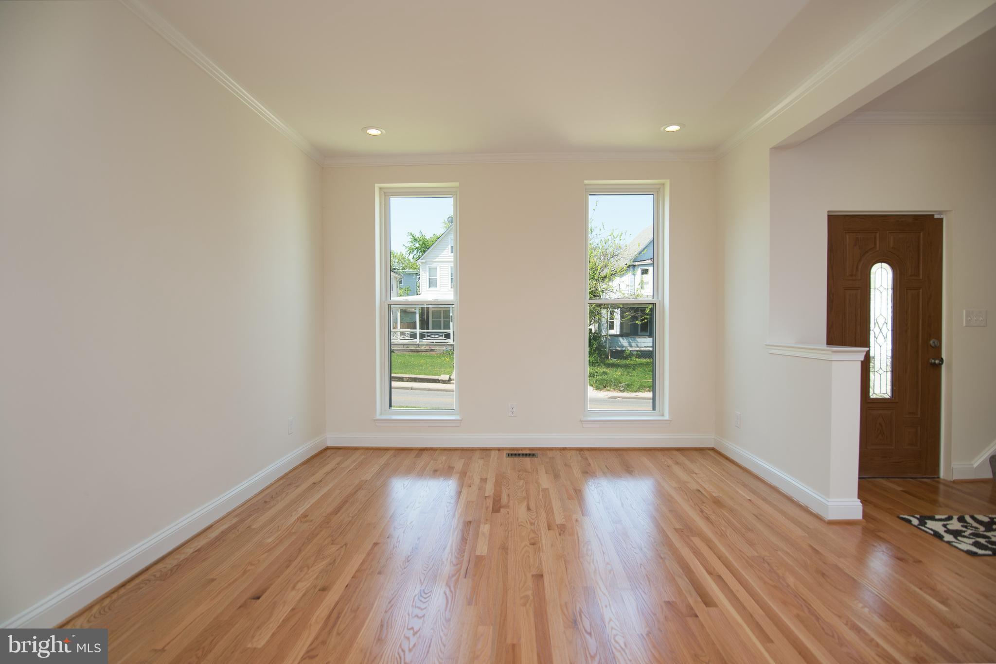 HAMILTON HEIGHTS - Residential