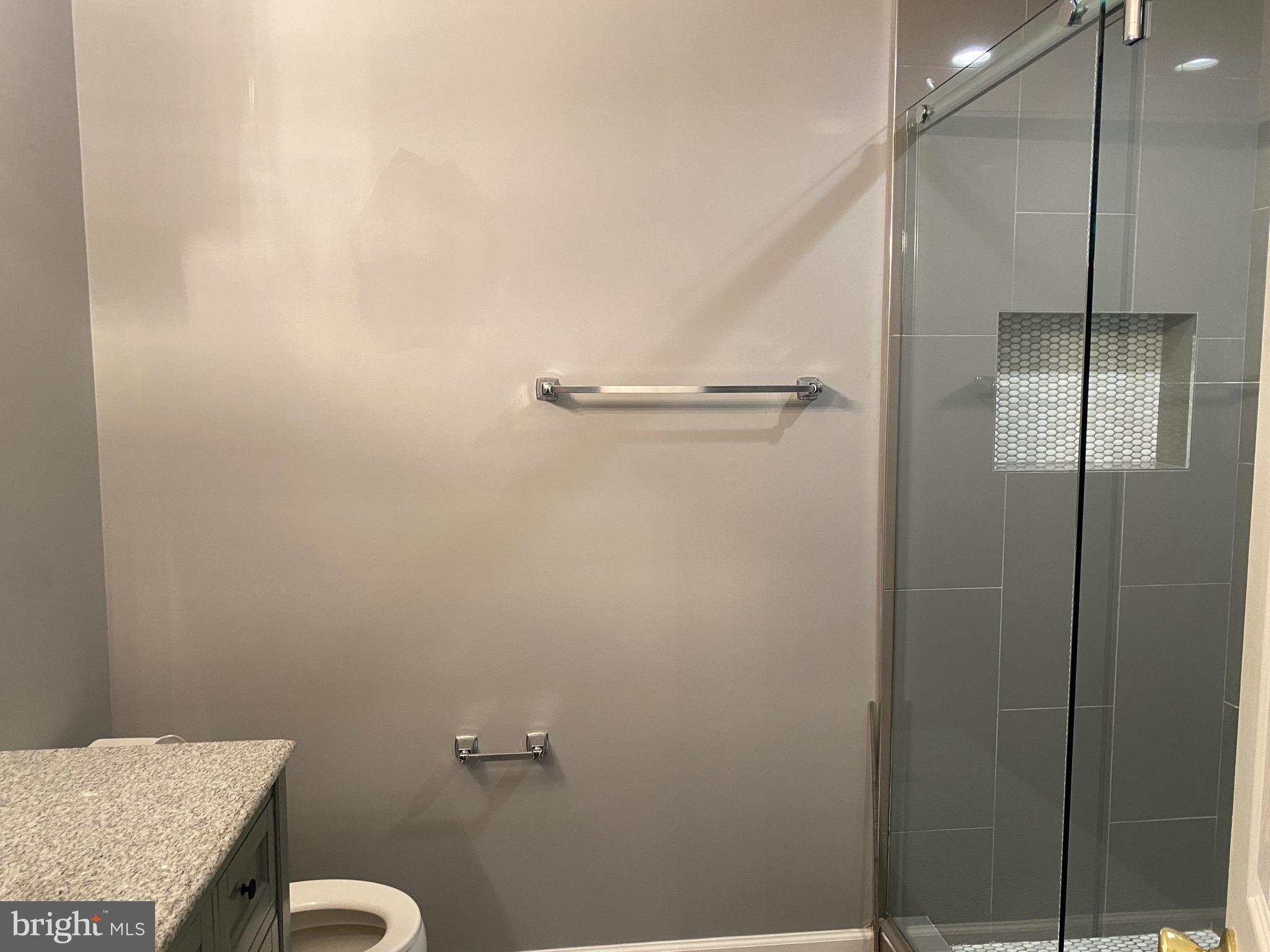 FAIR LAKES COURT - Residential Lease