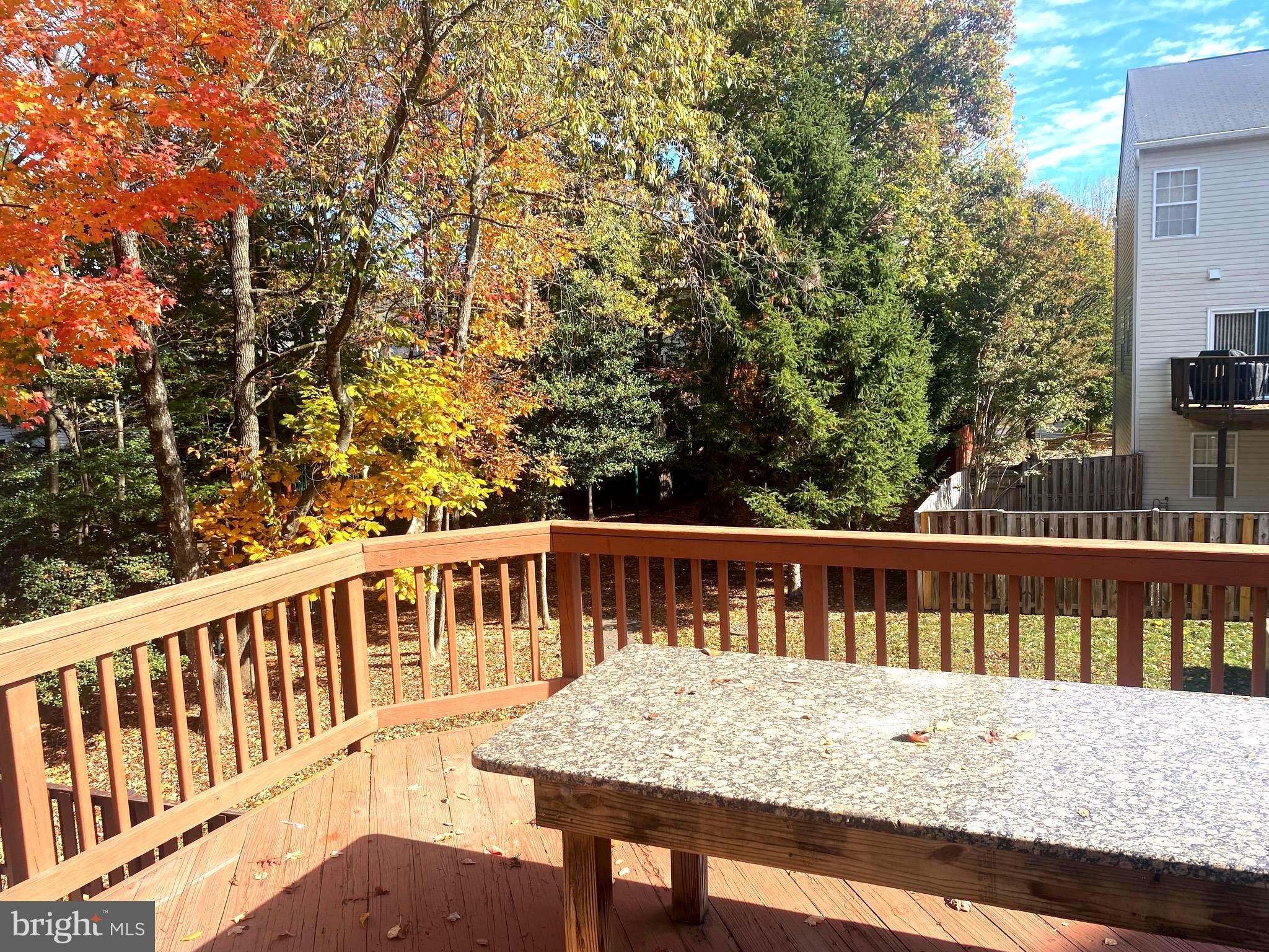 FAIR LAKES COURT - Residential Lease