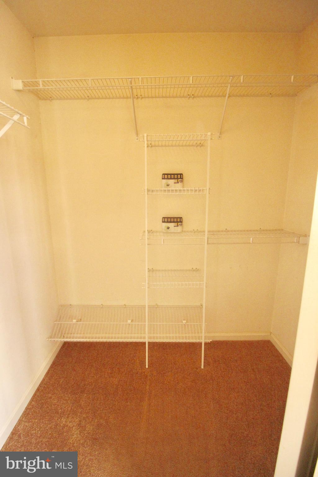 KINGSTOWNE - Residential Lease