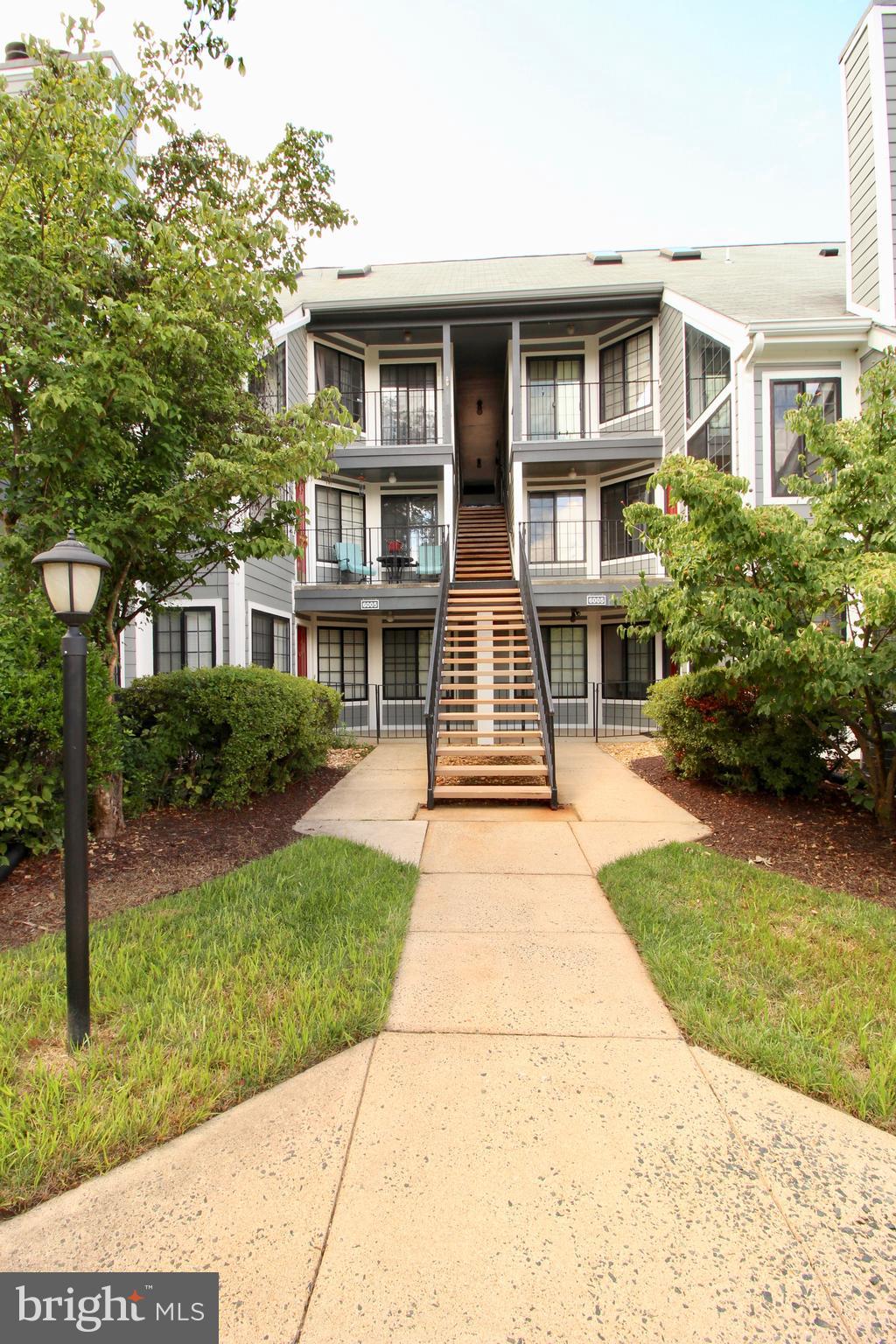 KINGSTOWNE - Residential Lease