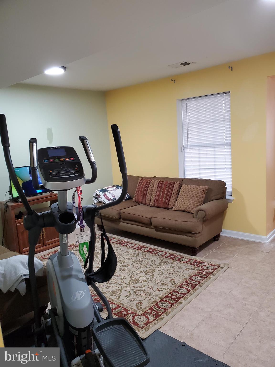 LIBERTY RUN - Residential Lease