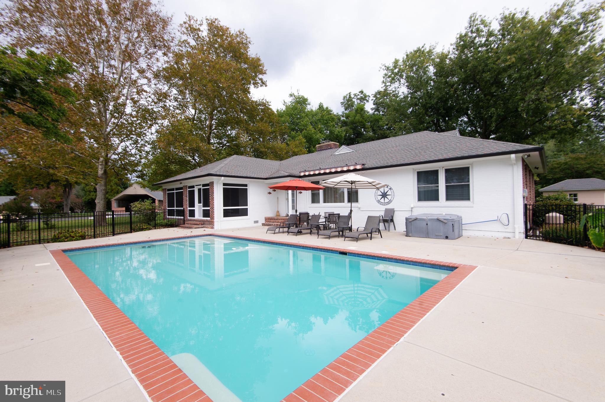 JENKINS CREEK - Residential