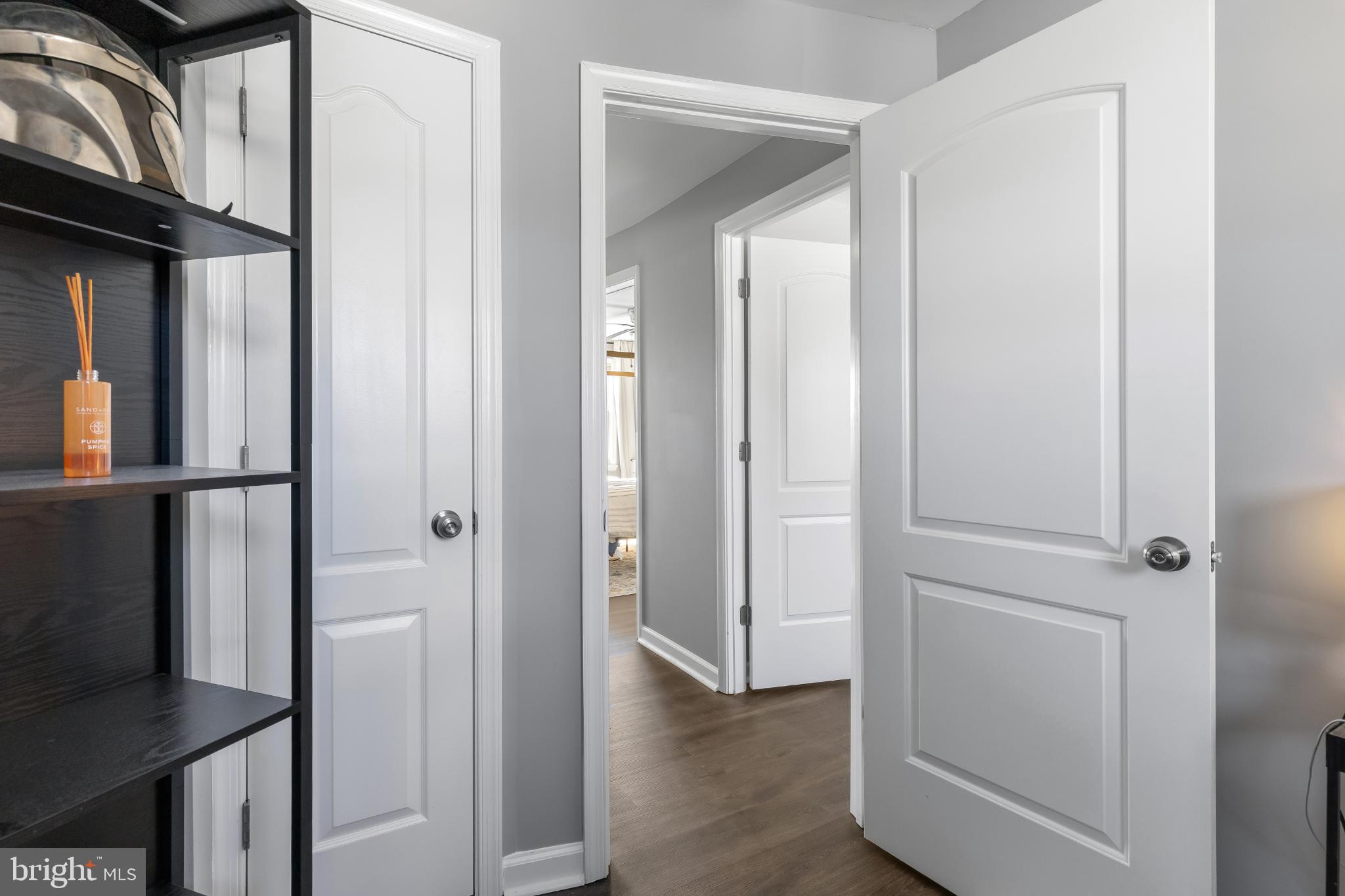 MEDFIELD - Residential