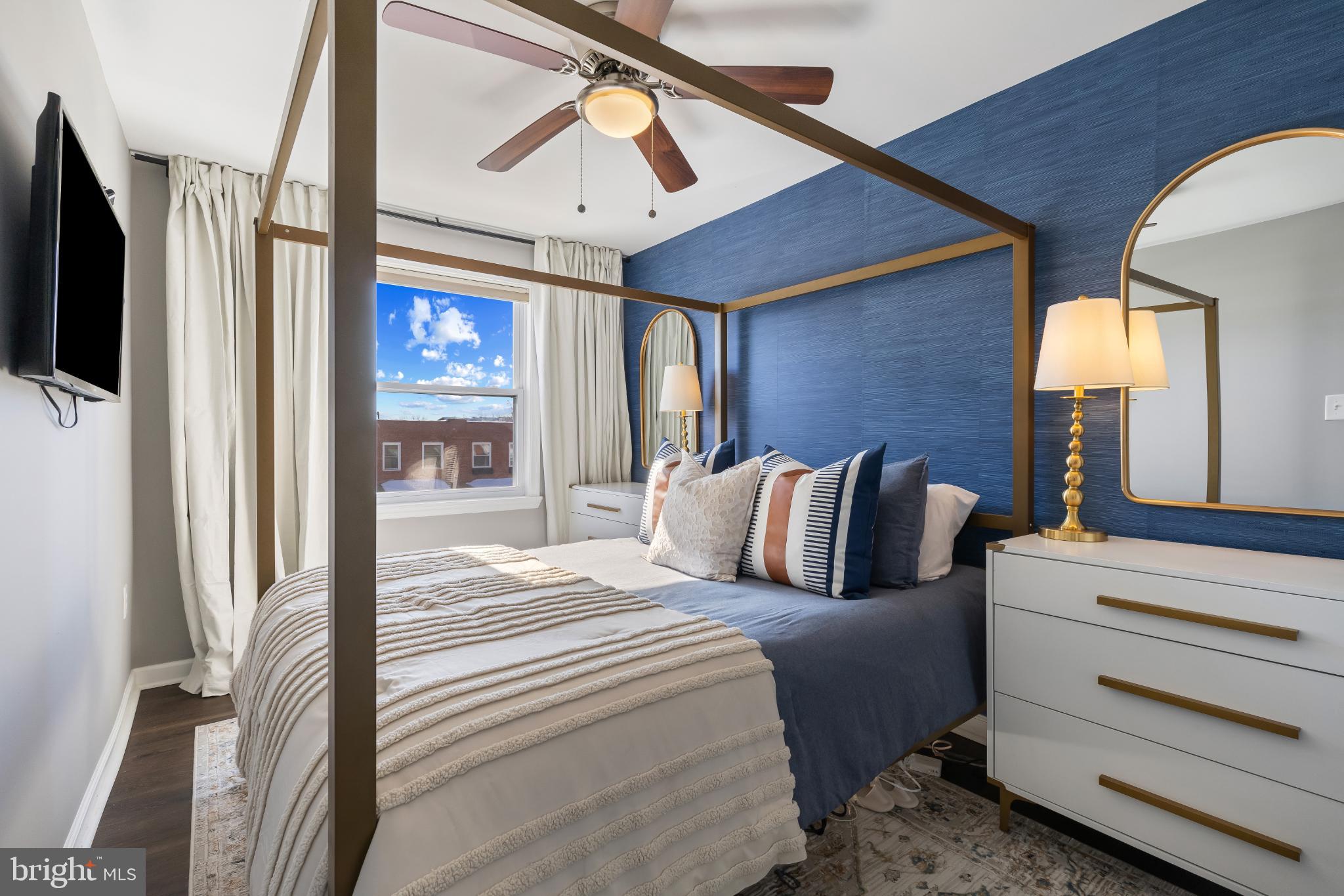 MEDFIELD - Residential