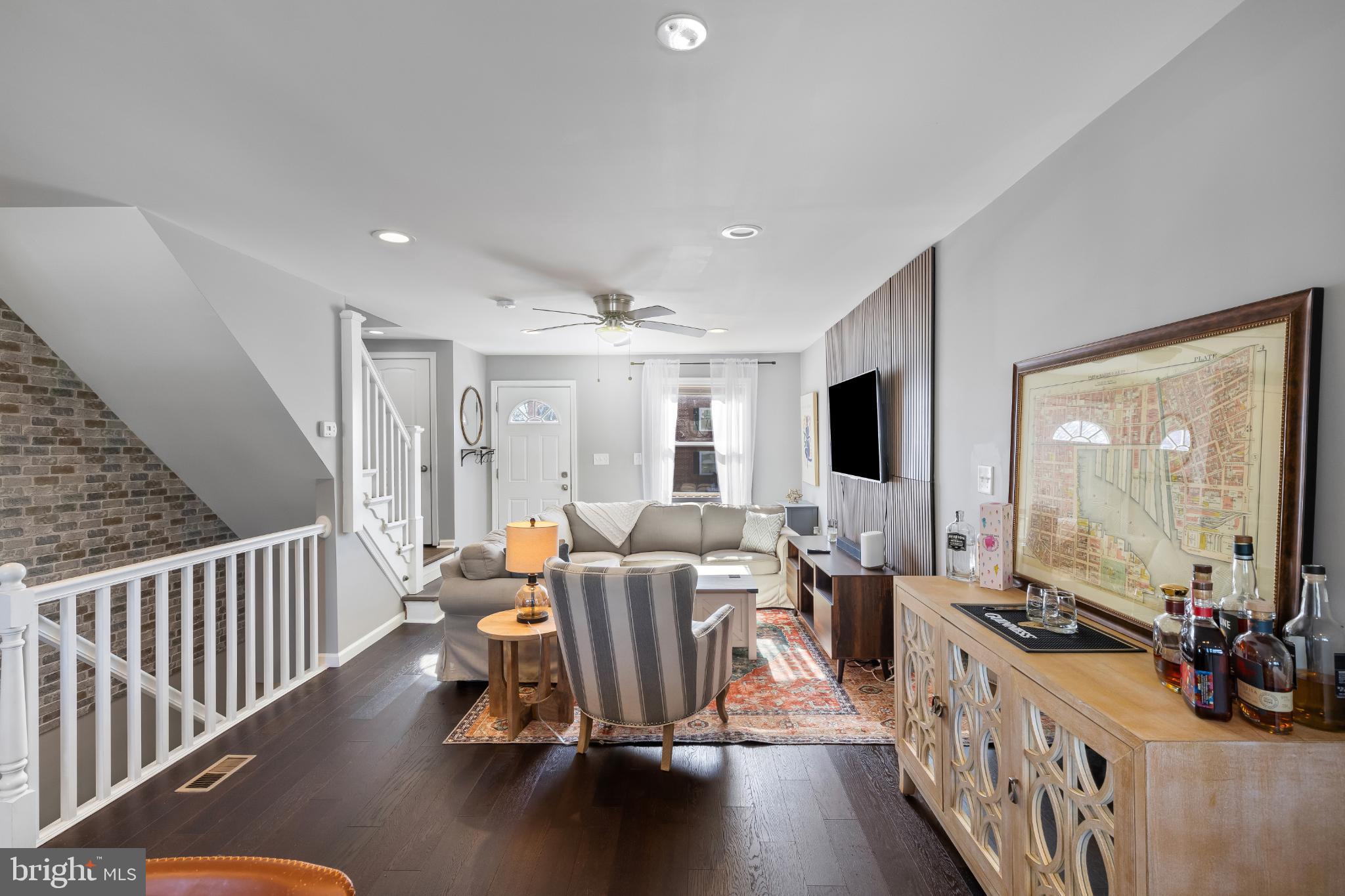 MEDFIELD - Residential