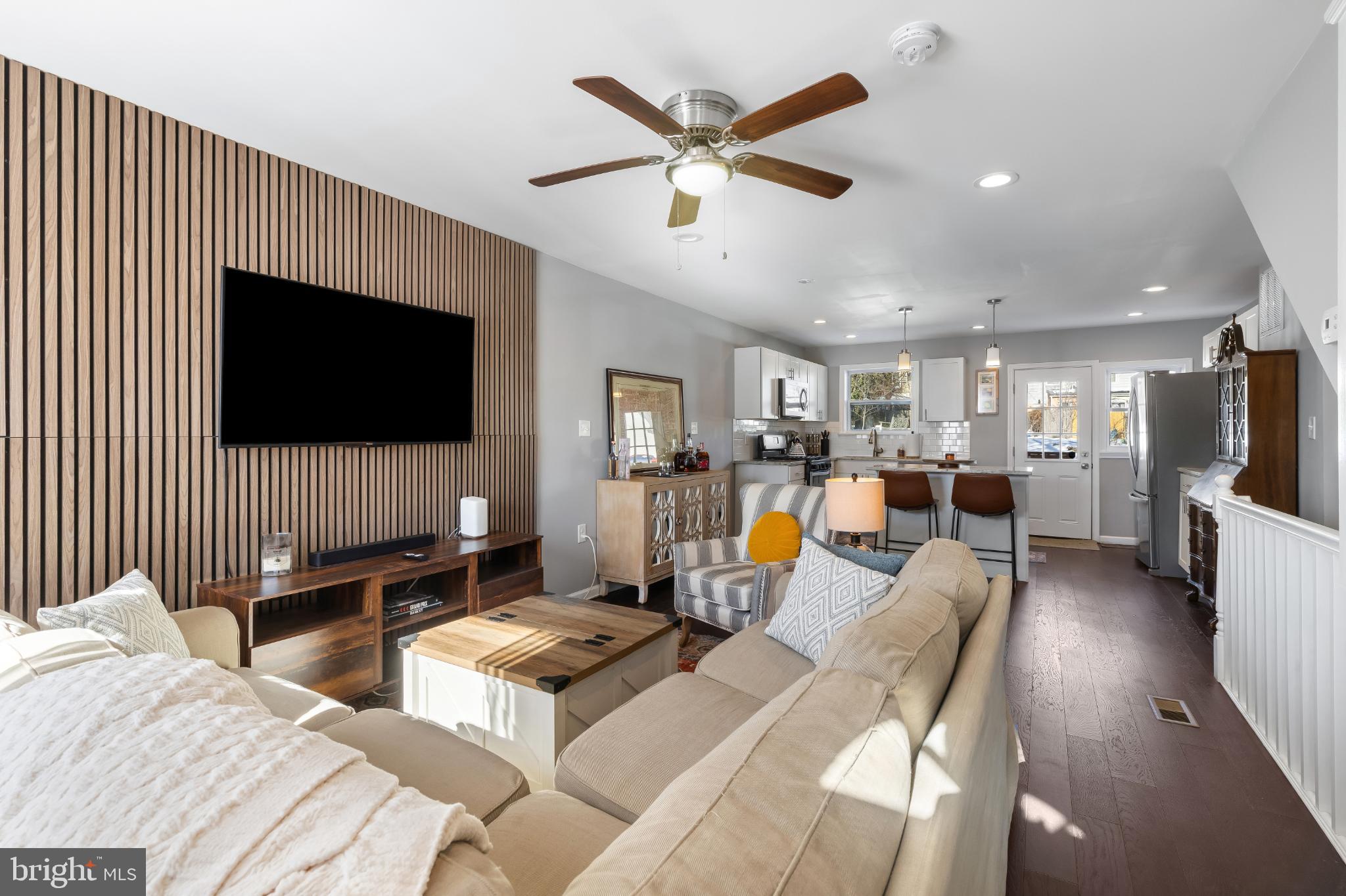 MEDFIELD - Residential