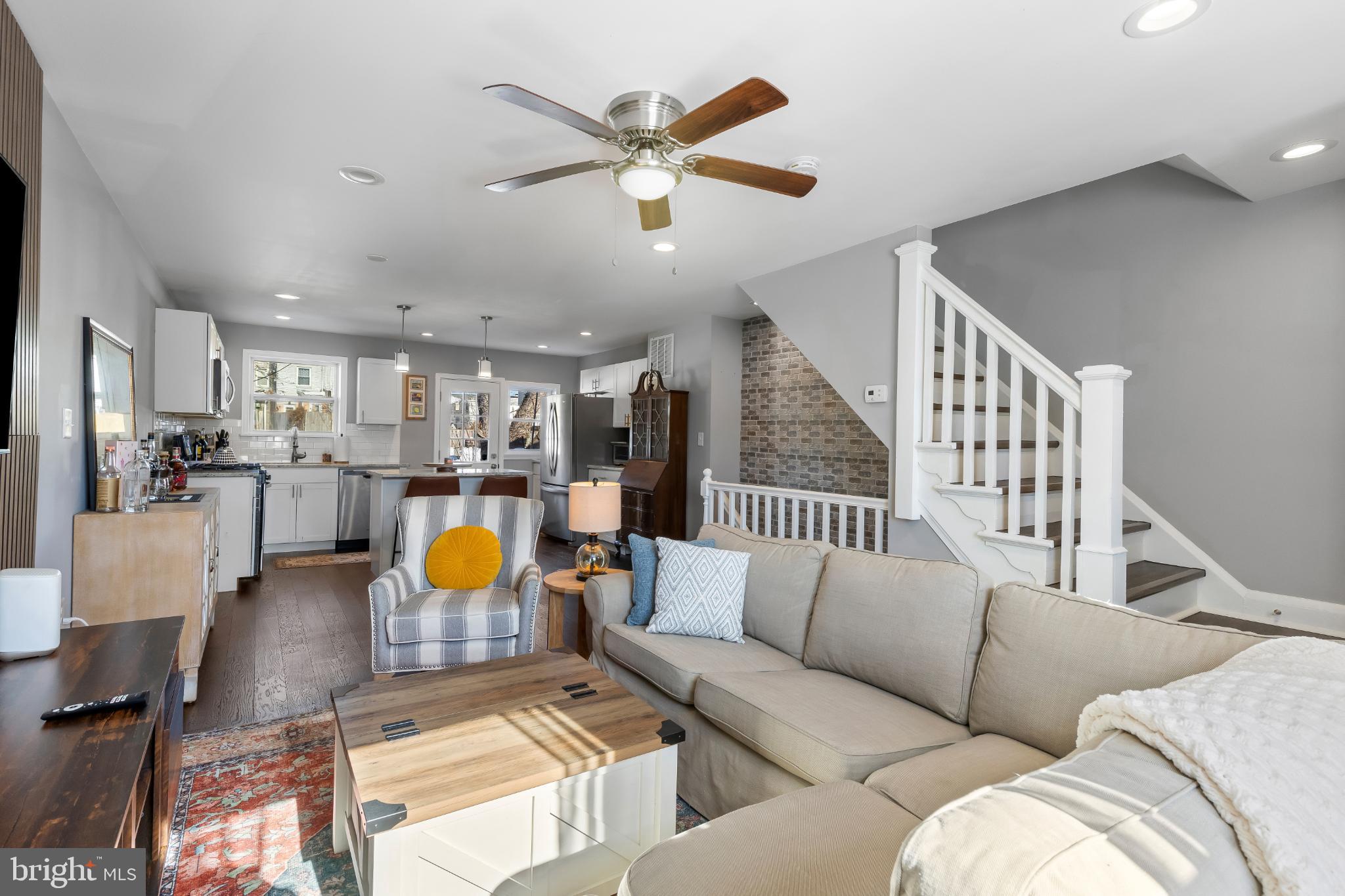 MEDFIELD - Residential