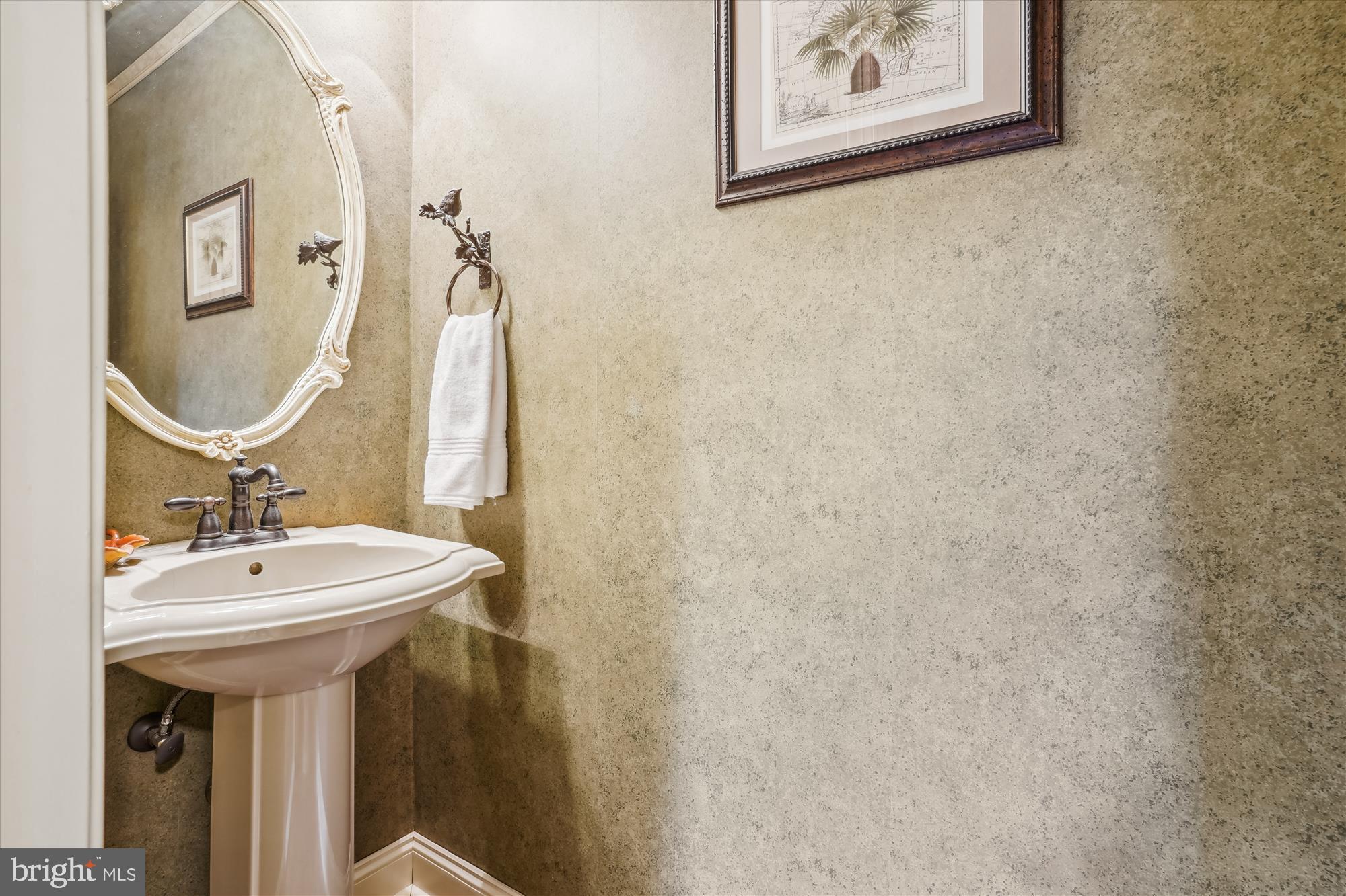 WELLINGTON - Residential