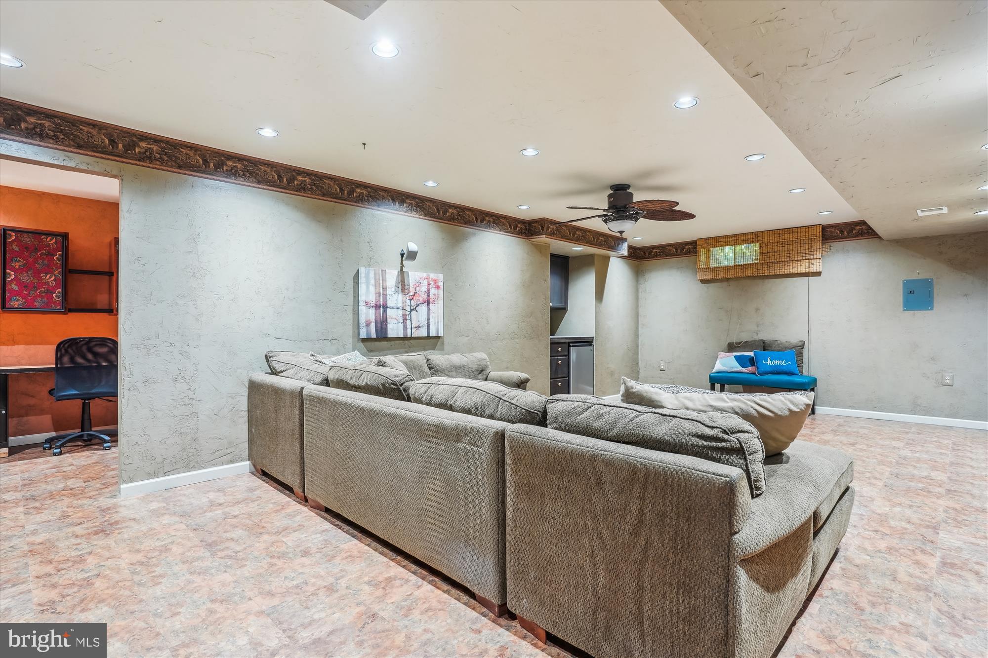 WELLINGTON - Residential