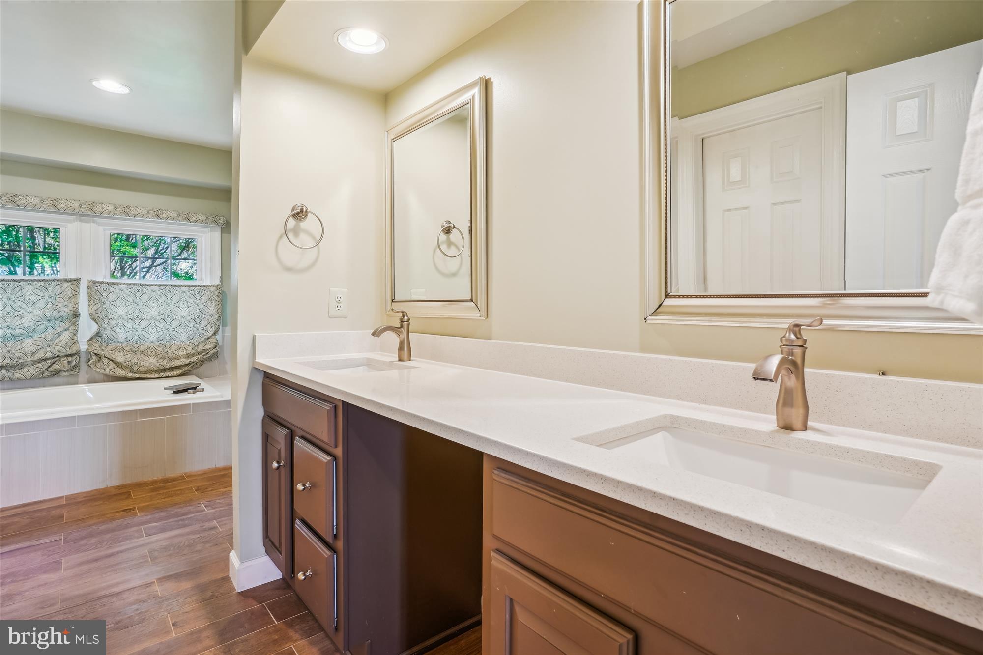 WELLINGTON - Residential