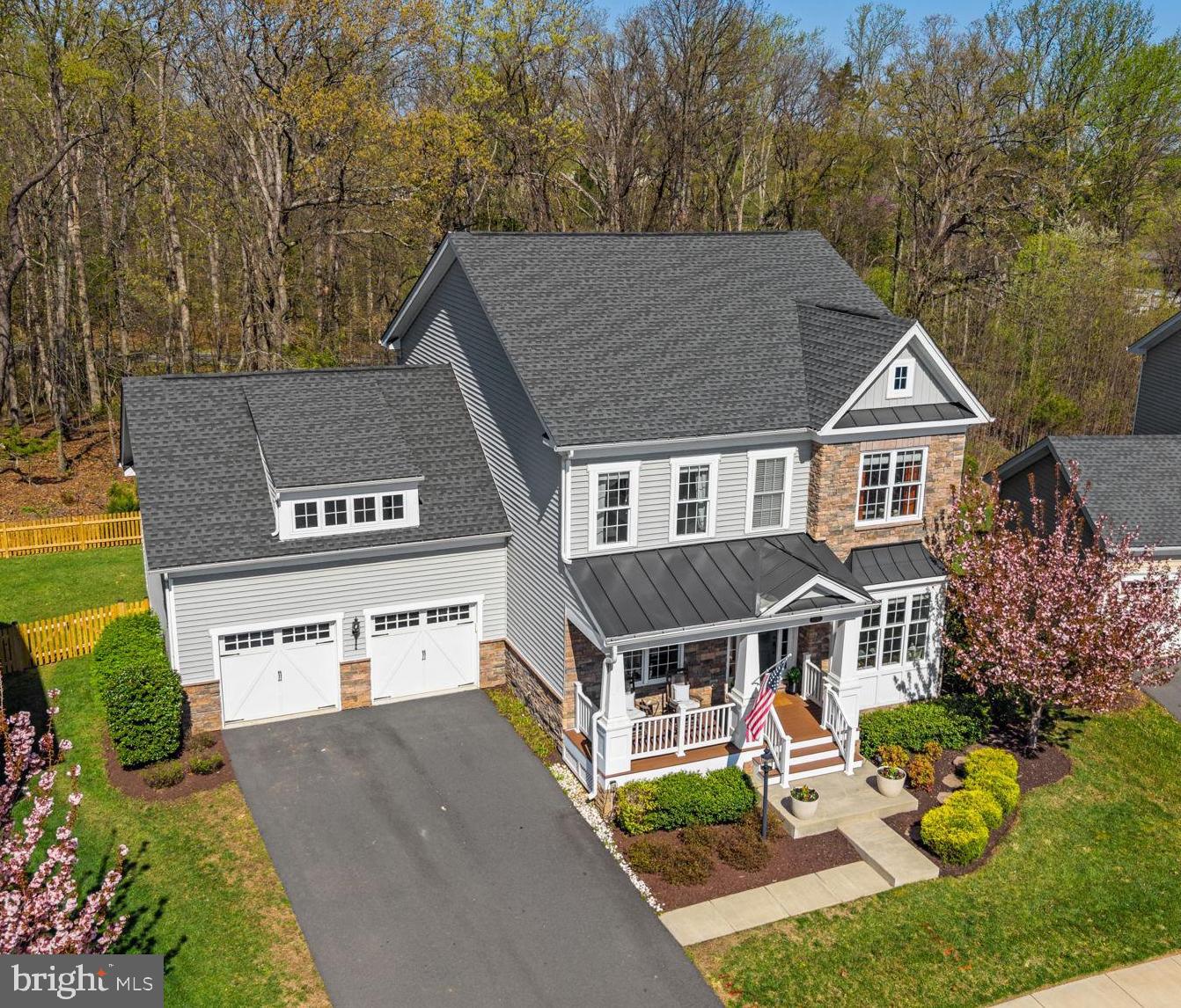 LENAH MILL - Residential