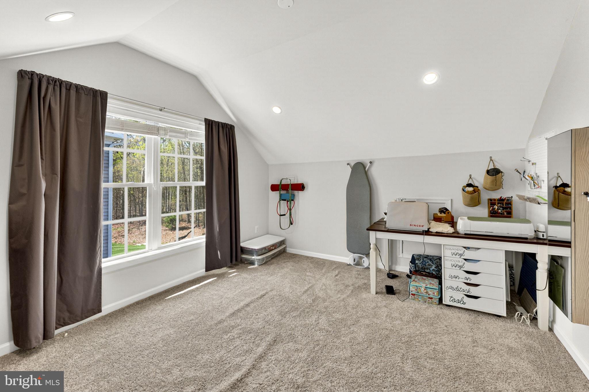 LENAH MILL - Residential